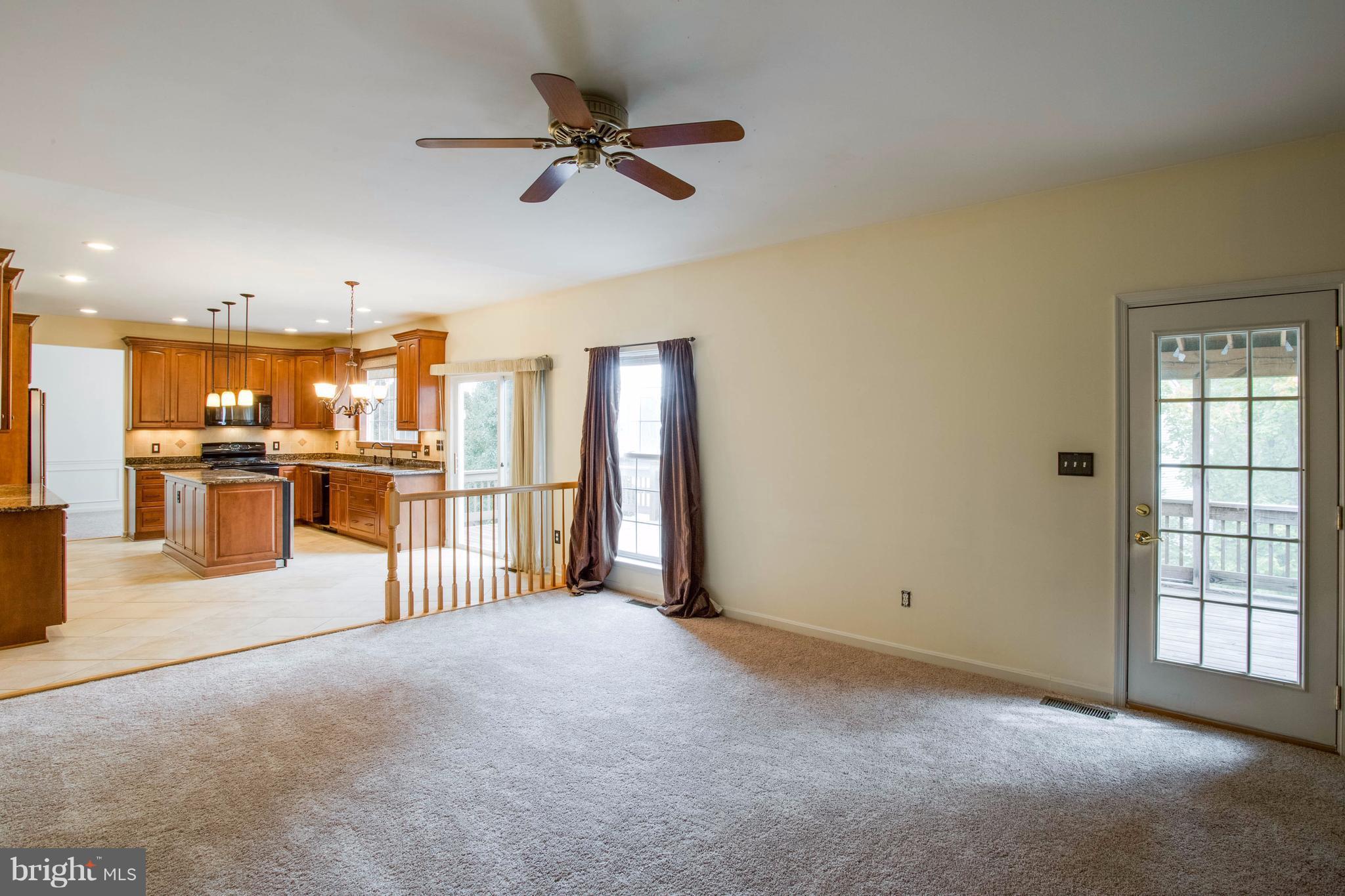 HAMPTON OAKS - Residential