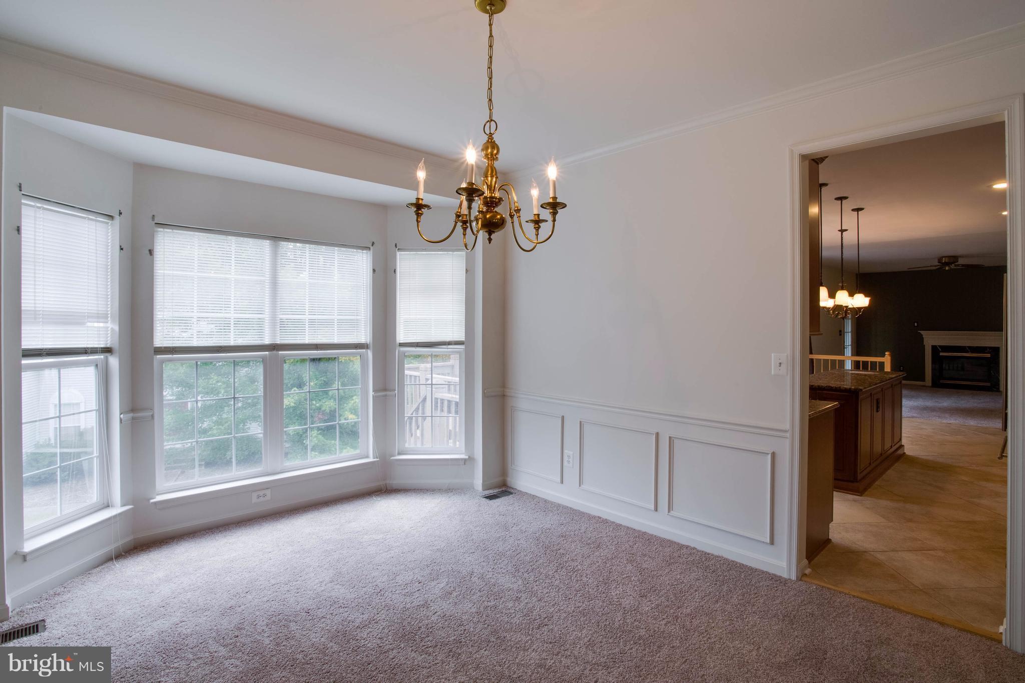 HAMPTON OAKS - Residential