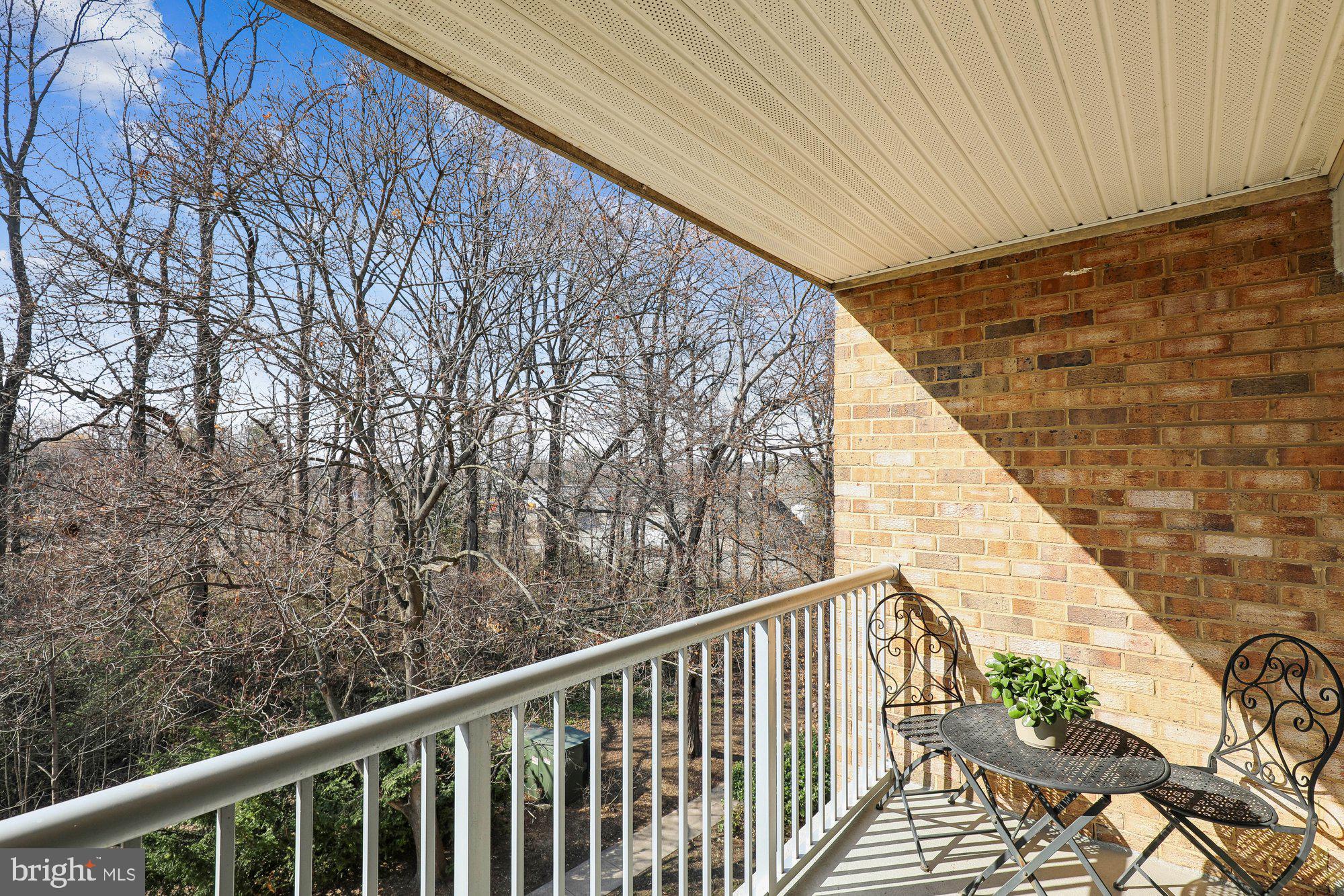 YORKTOWNE SQUARE - Residential