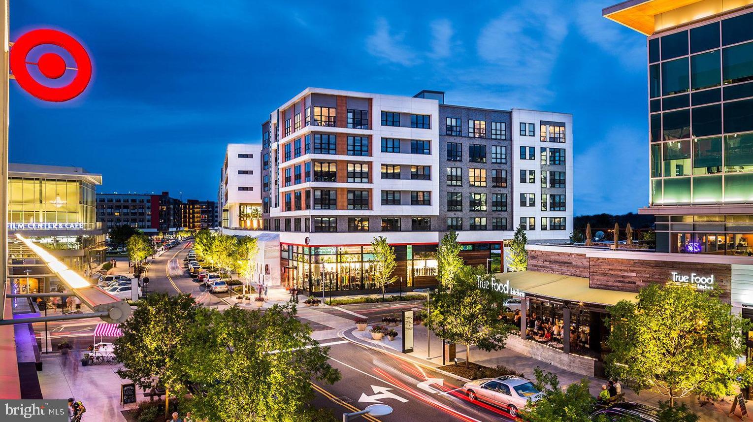 YORKTOWNE SQUARE - Residential