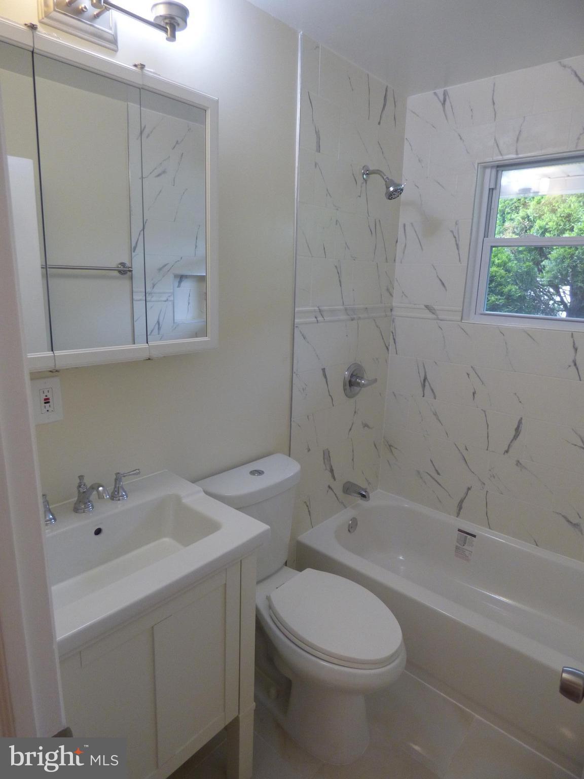 EDSALL PARK - Residential