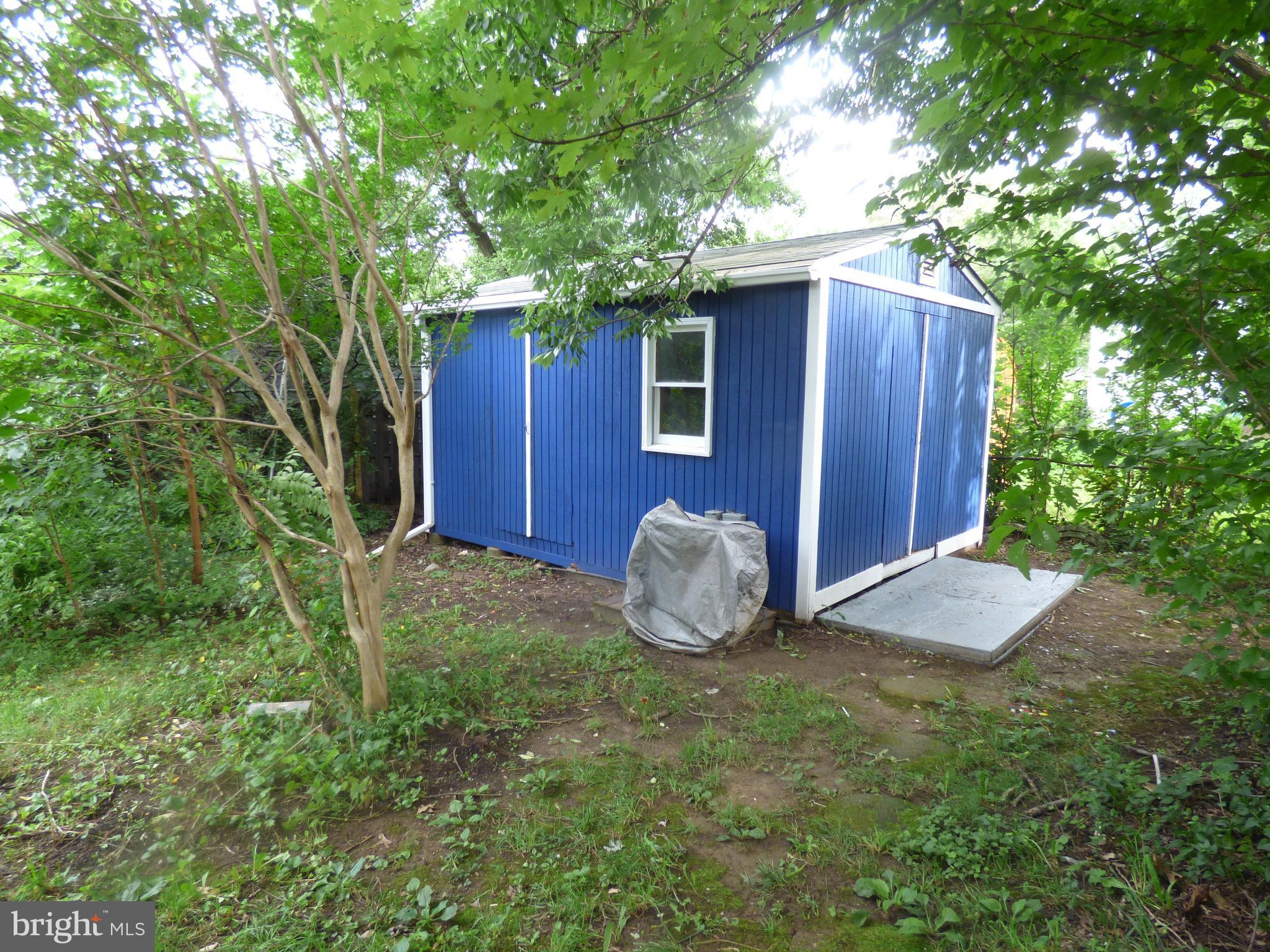 EDSALL PARK - Residential