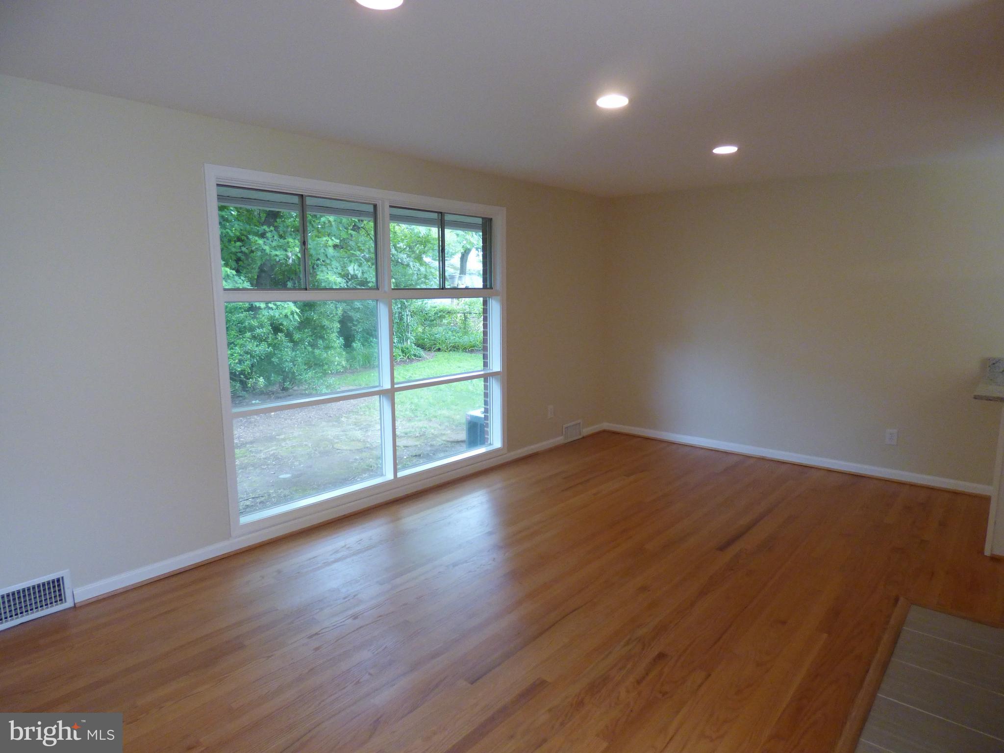 EDSALL PARK - Residential