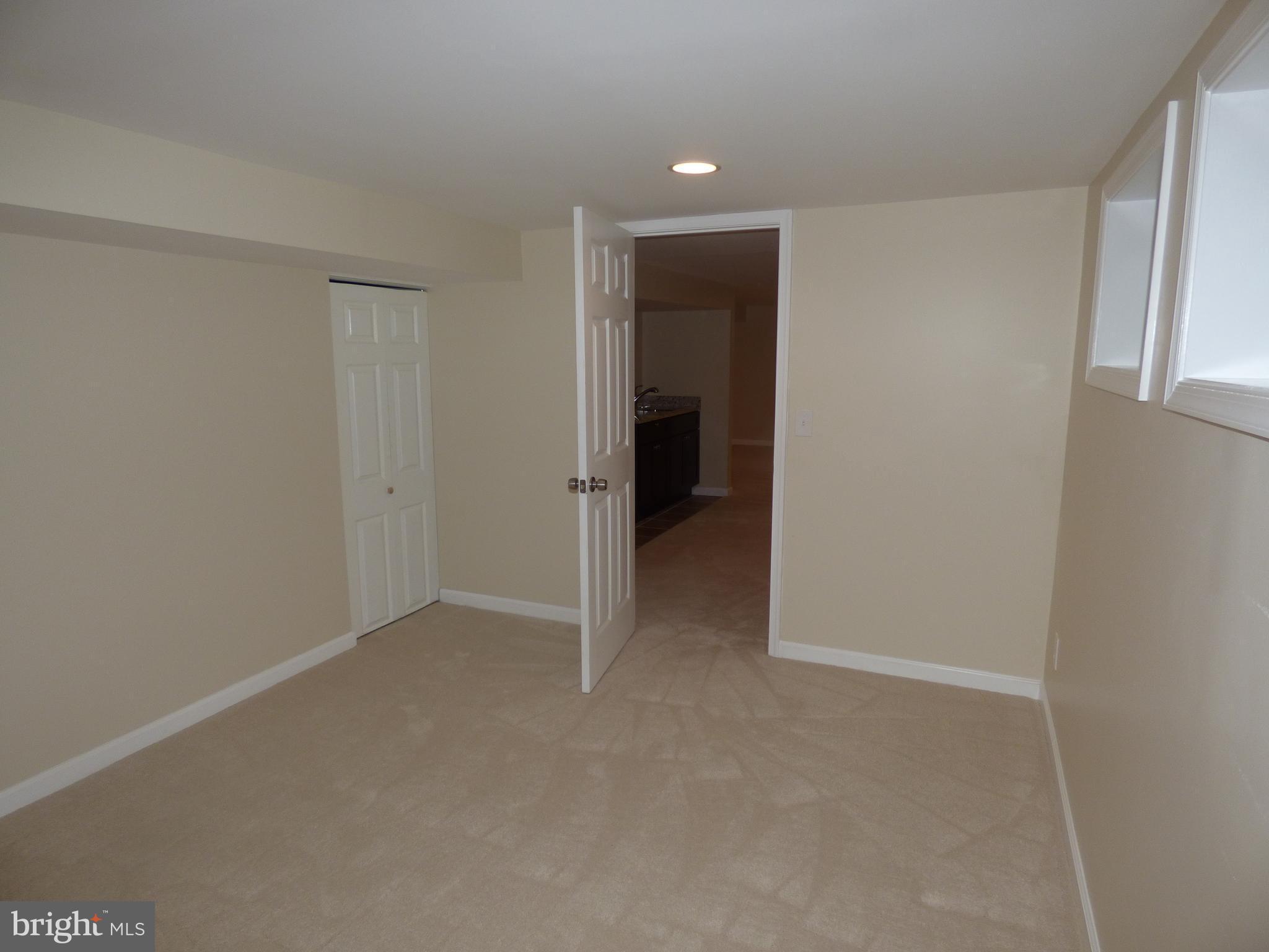 EDSALL PARK - Residential