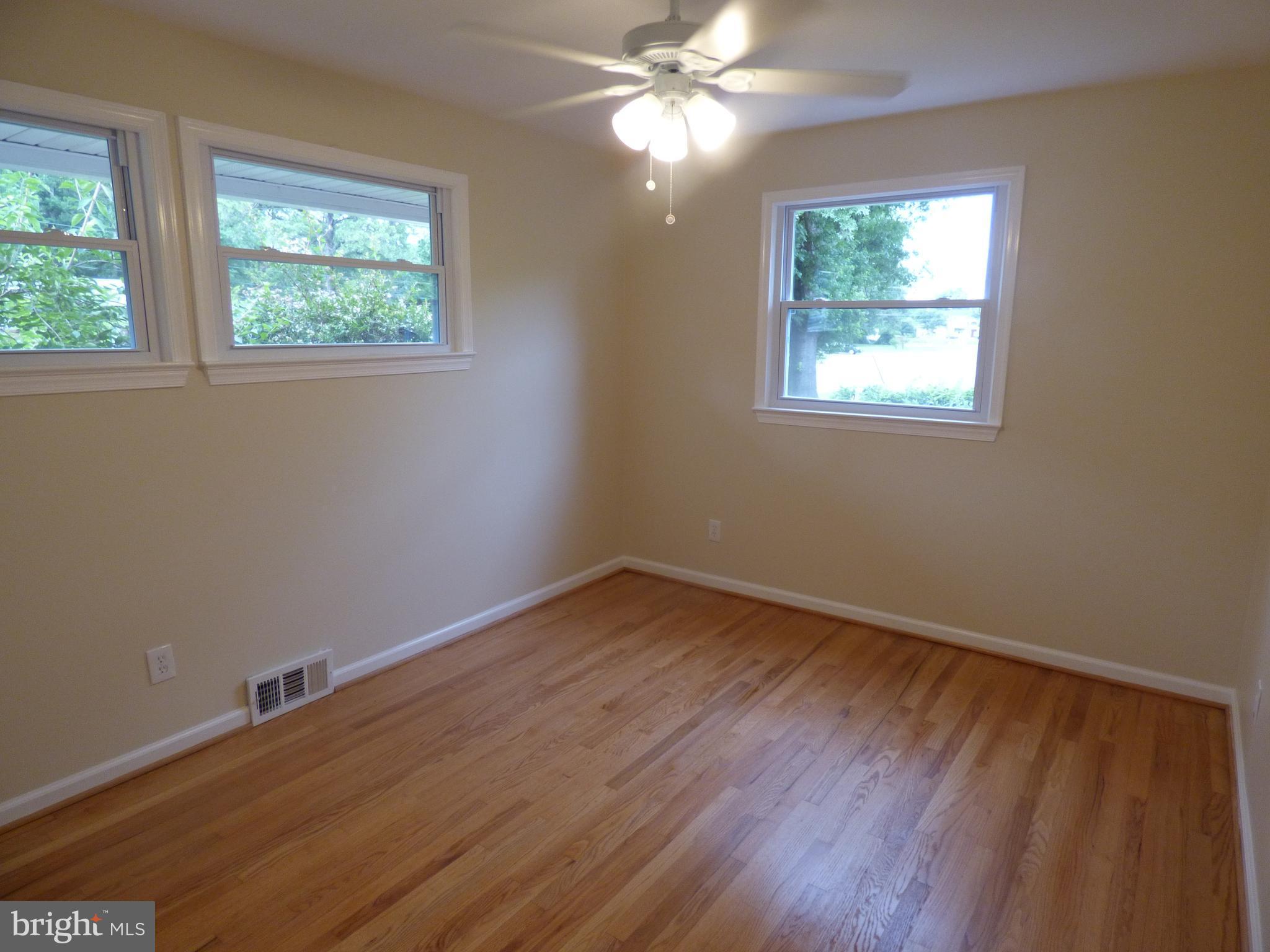 EDSALL PARK - Residential