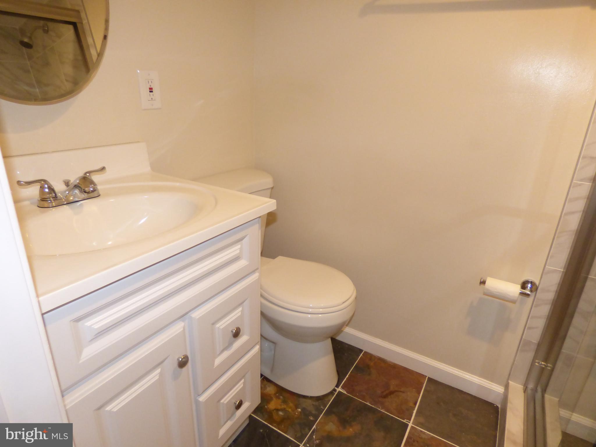 EDSALL PARK - Residential