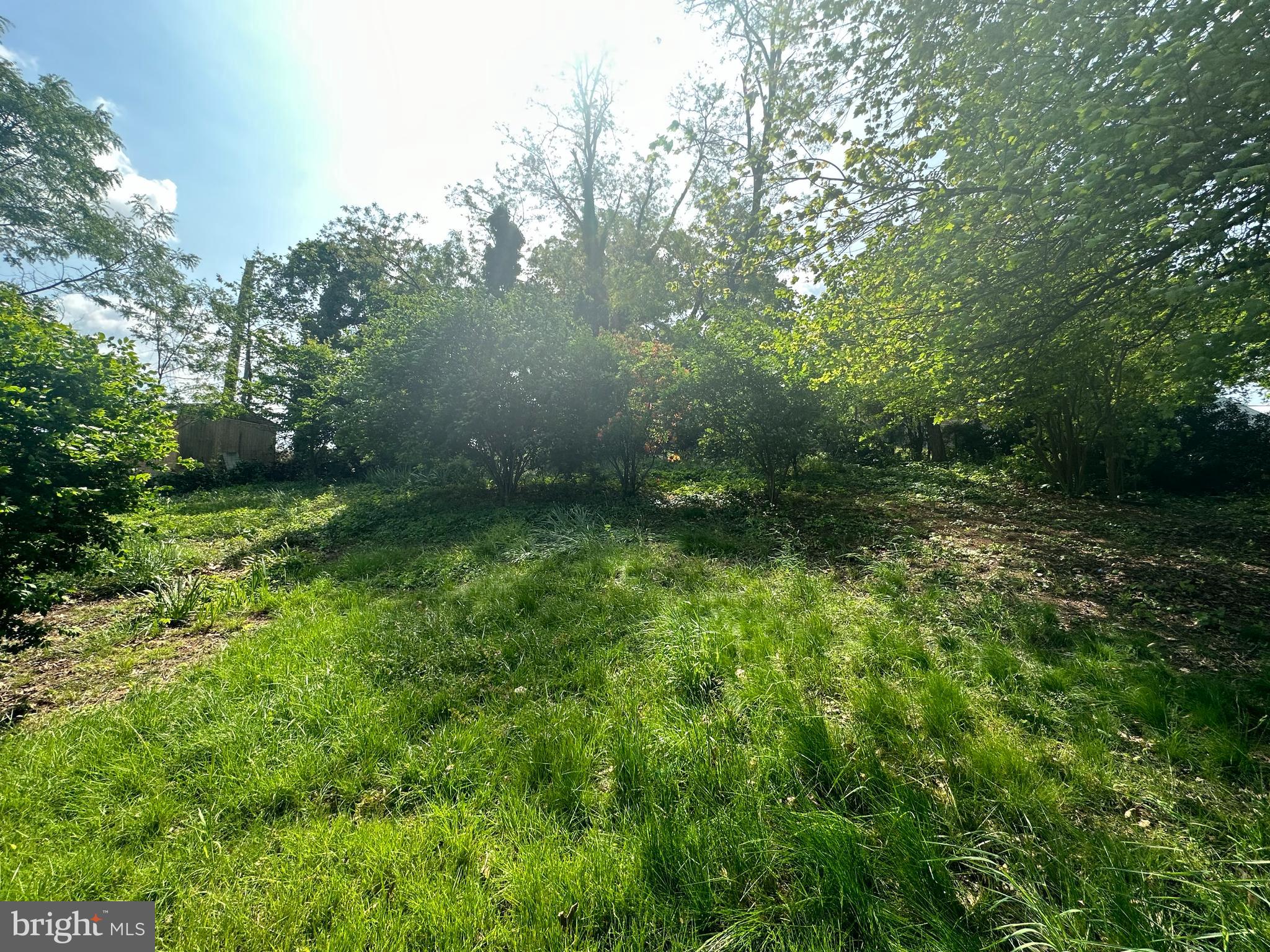 CAPITOL HEIGHTS - Land