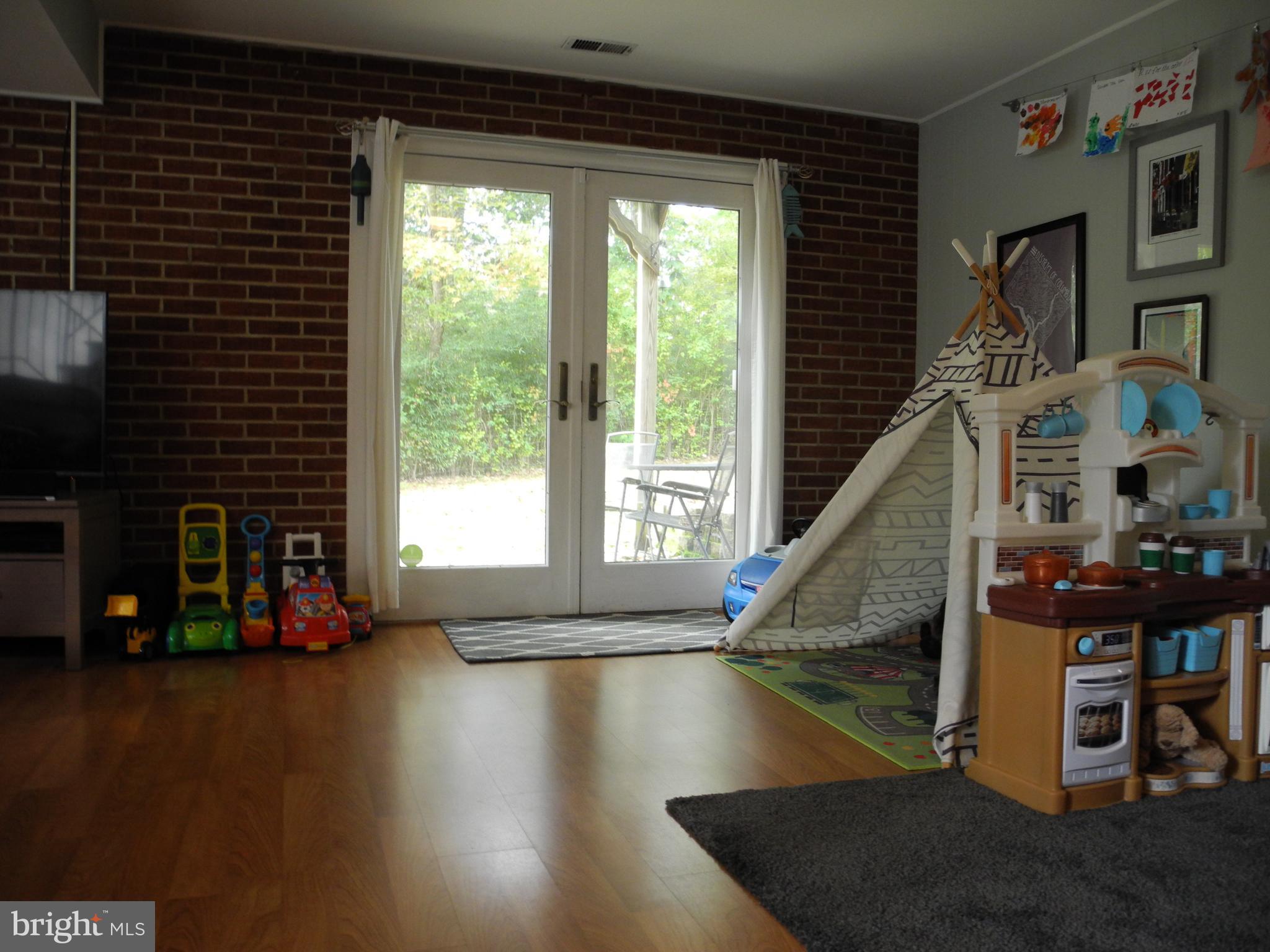 CORBIN PARK - Residential Lease