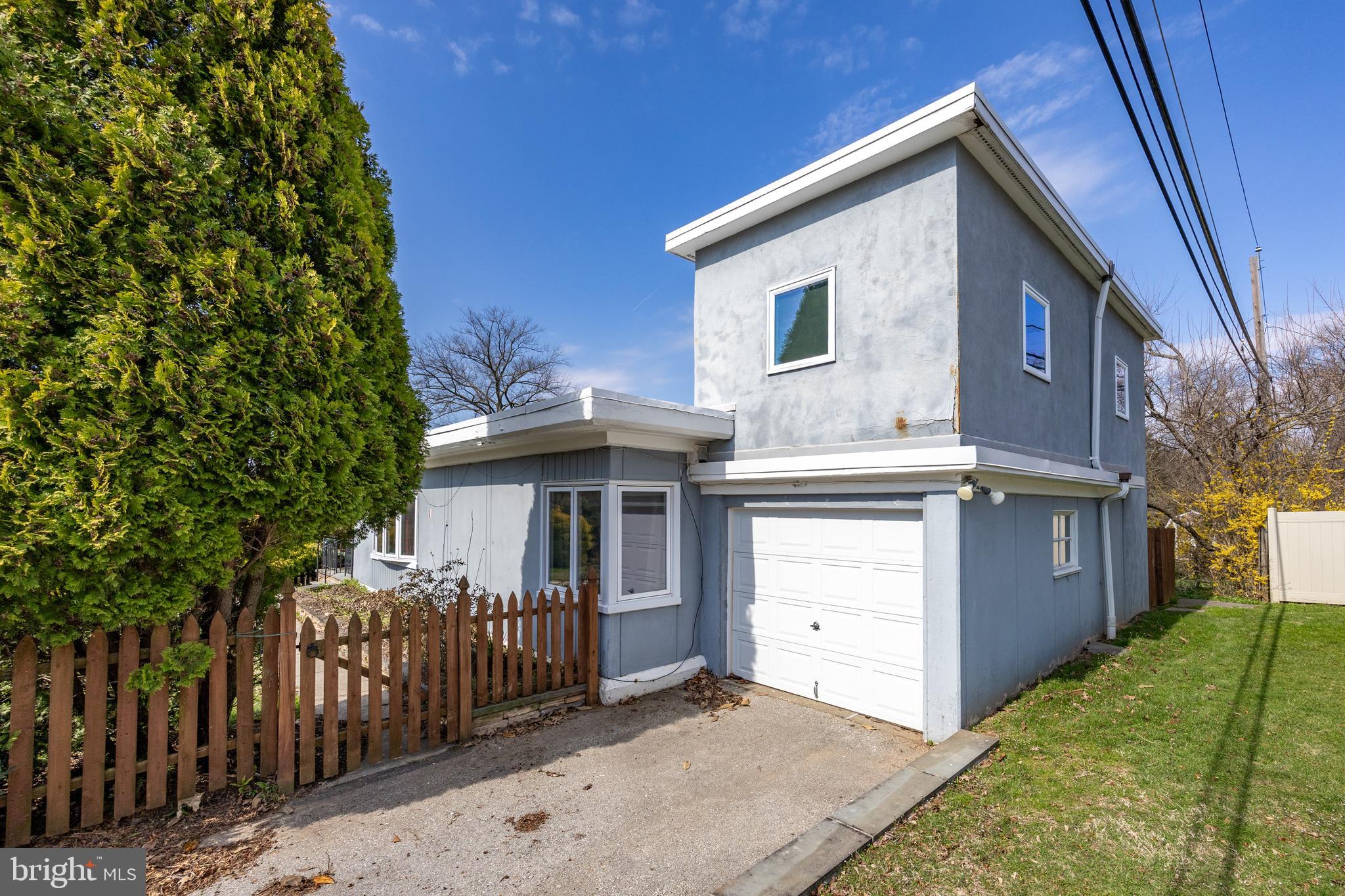 WHITEMARSH VILLAGE - Residential