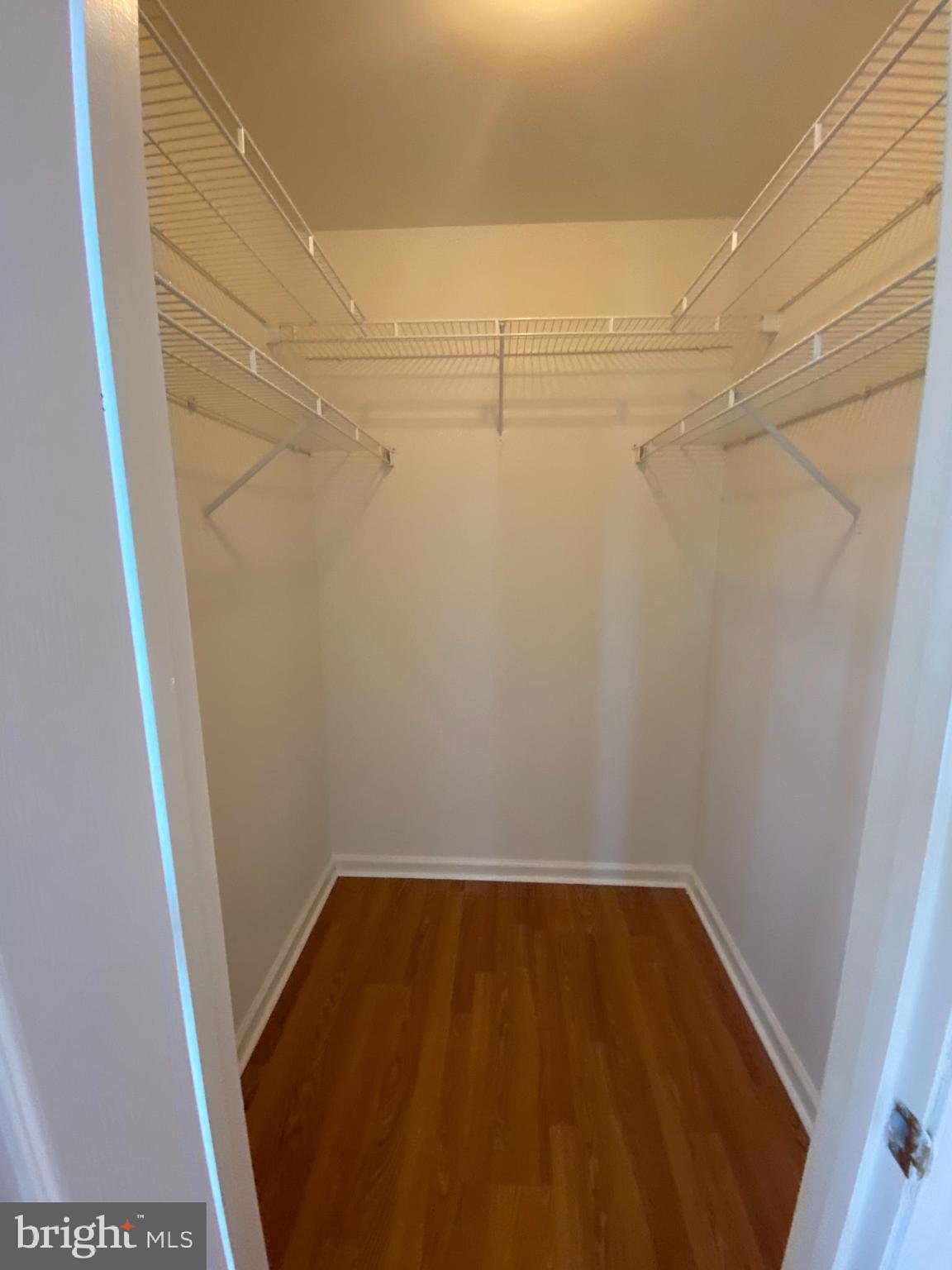 GEORGETOWN SQUARE - Residential Lease