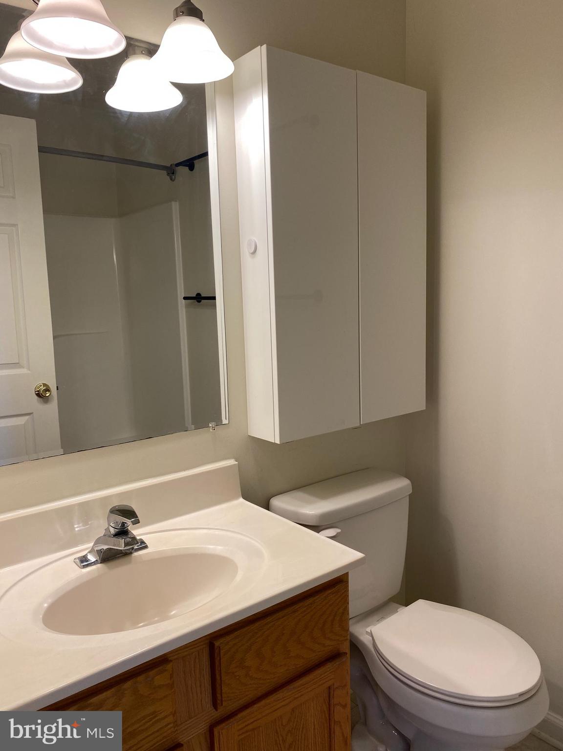 GEORGETOWN SQUARE - Residential Lease