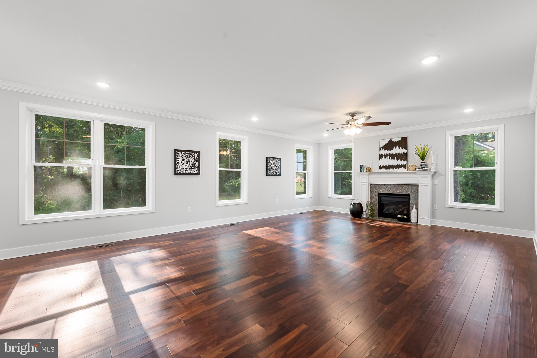 LITTLE GEORGETOWN ESTATES - Residential