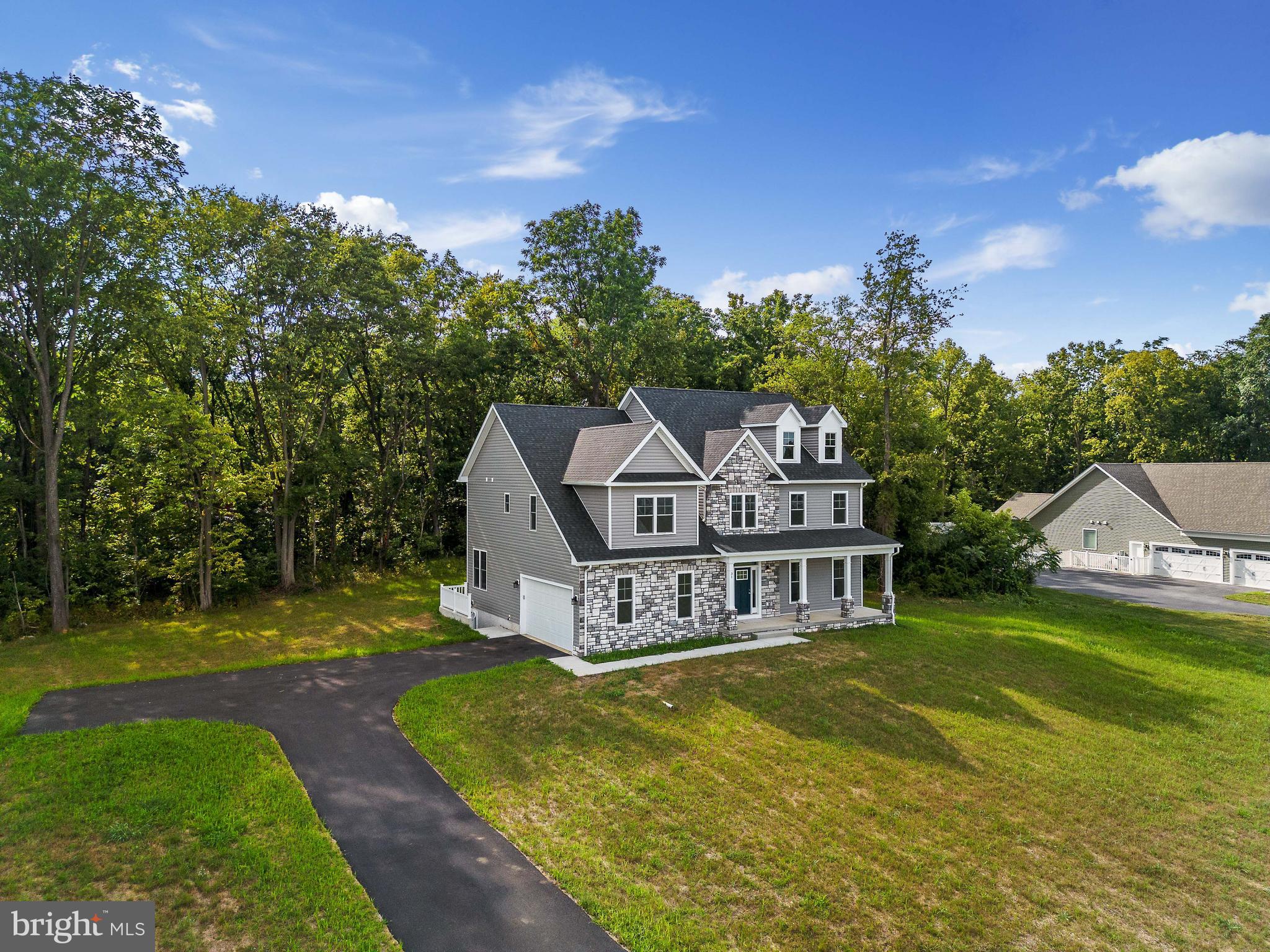 LITTLE GEORGETOWN ESTATES - Residential