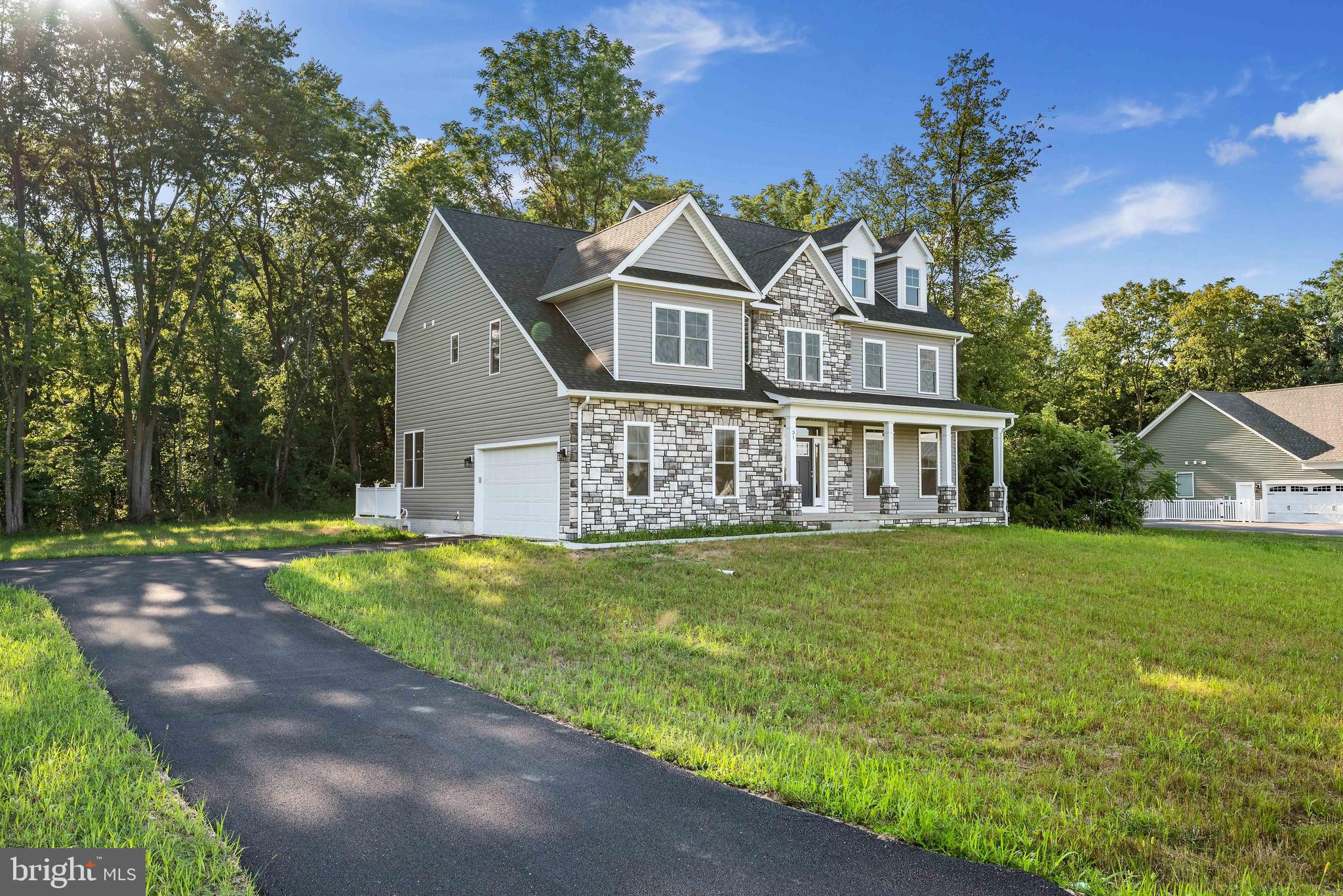 LITTLE GEORGETOWN ESTATES - Residential