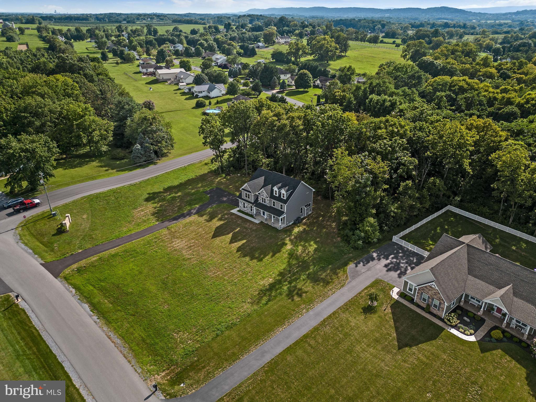 LITTLE GEORGETOWN ESTATES - Residential