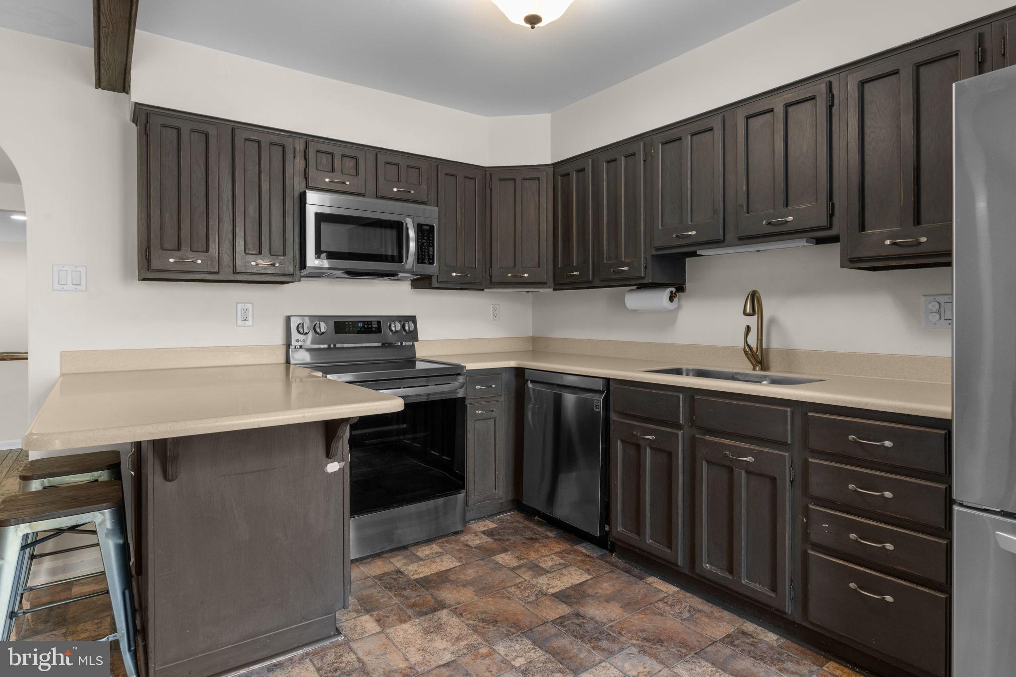 HEADLEY TRACE - Residential