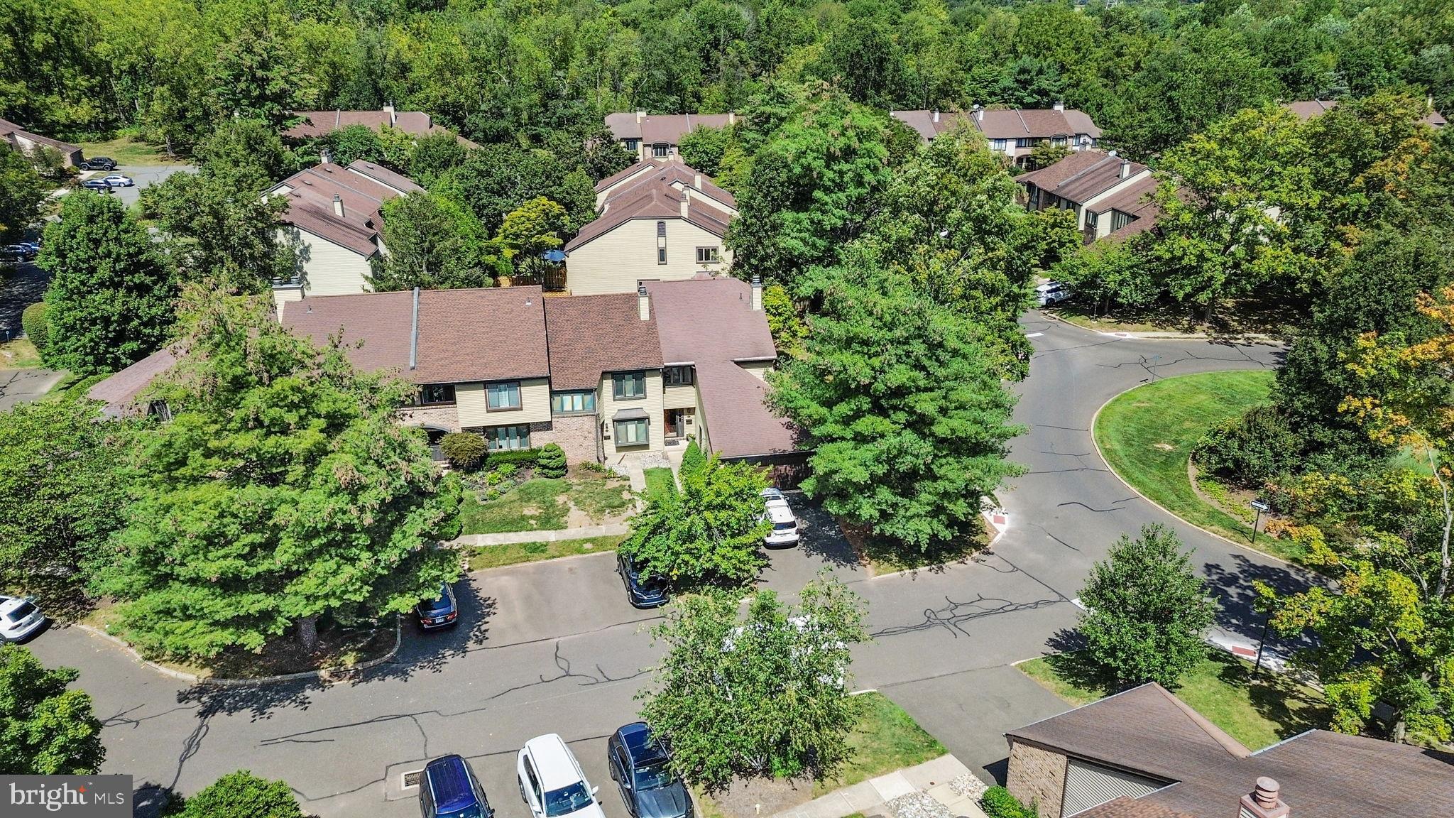 HEADLEY TRACE - Residential