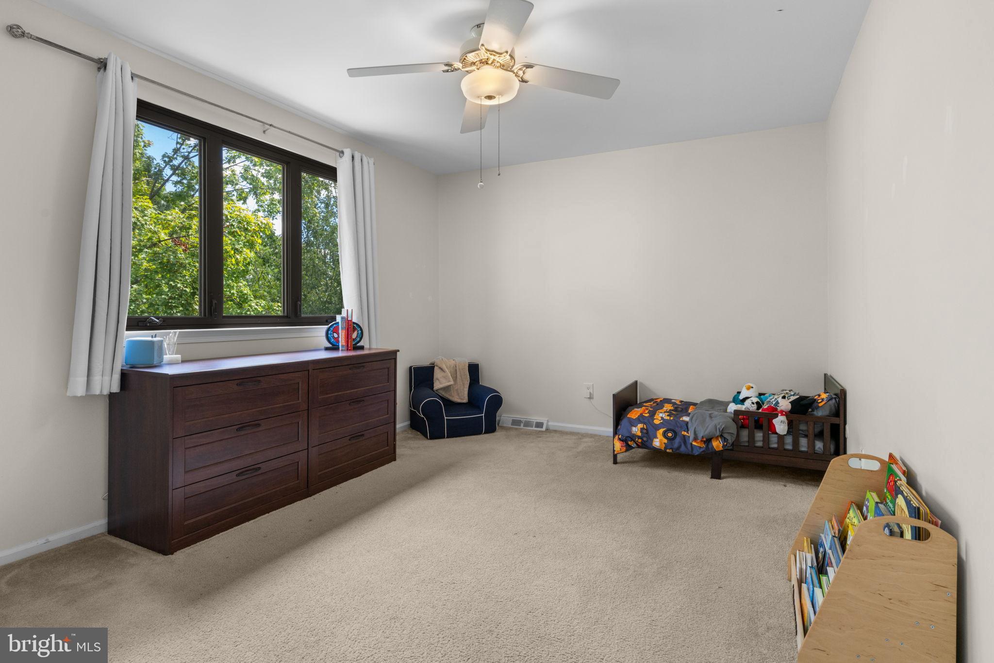 HEADLEY TRACE - Residential