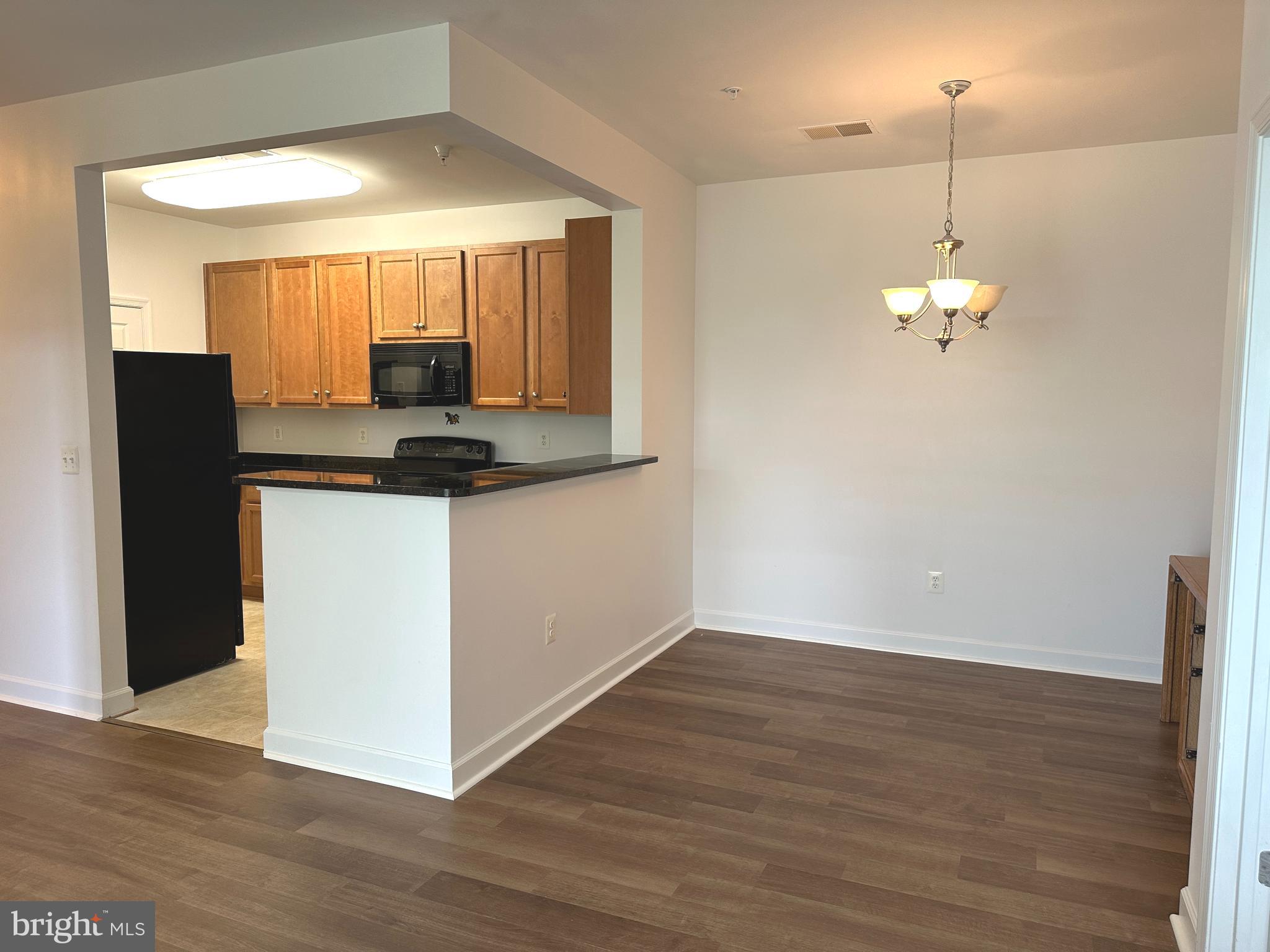 WAVERLY STATION - Residential Lease