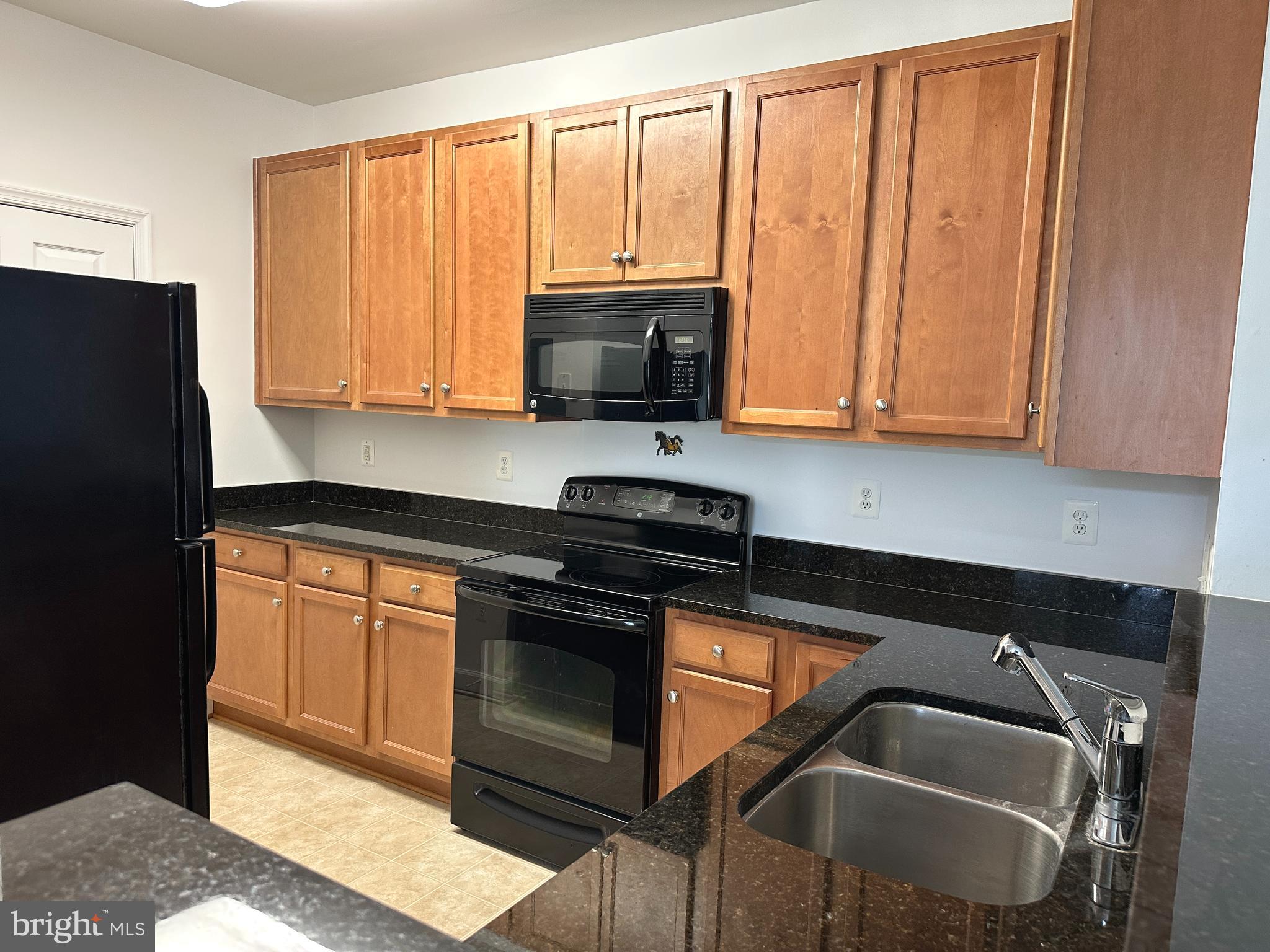 WAVERLY STATION - Residential Lease