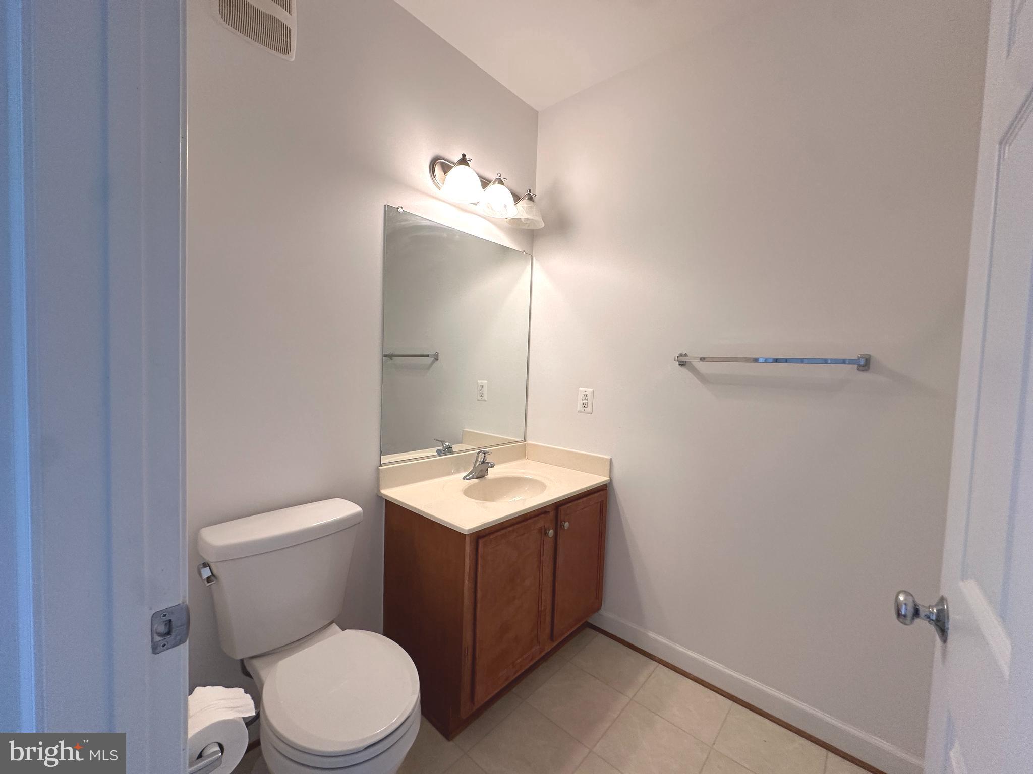 WAVERLY STATION - Residential Lease