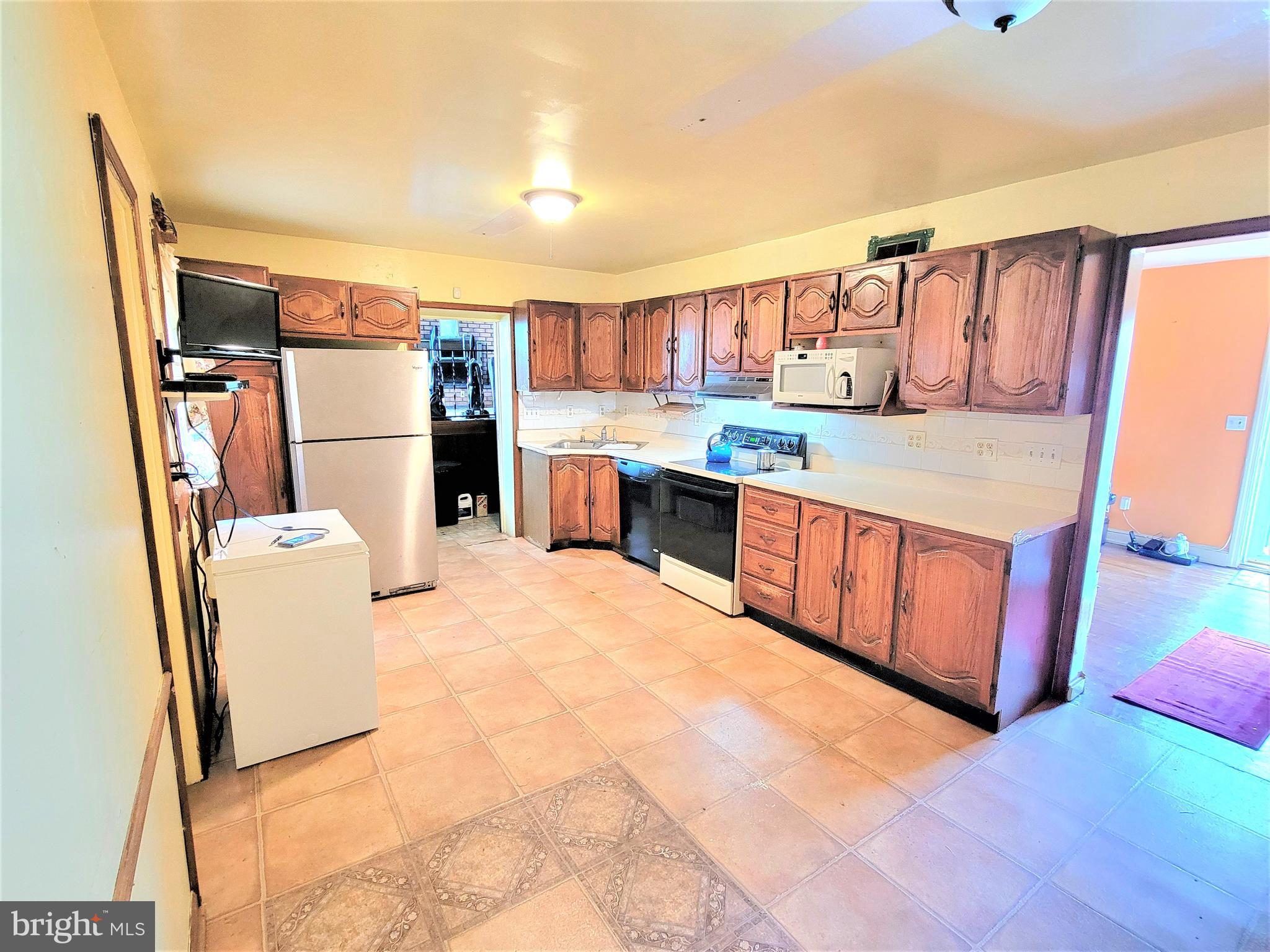 PHELPS 2ND ADDN TO FORESTVILLE - Residential