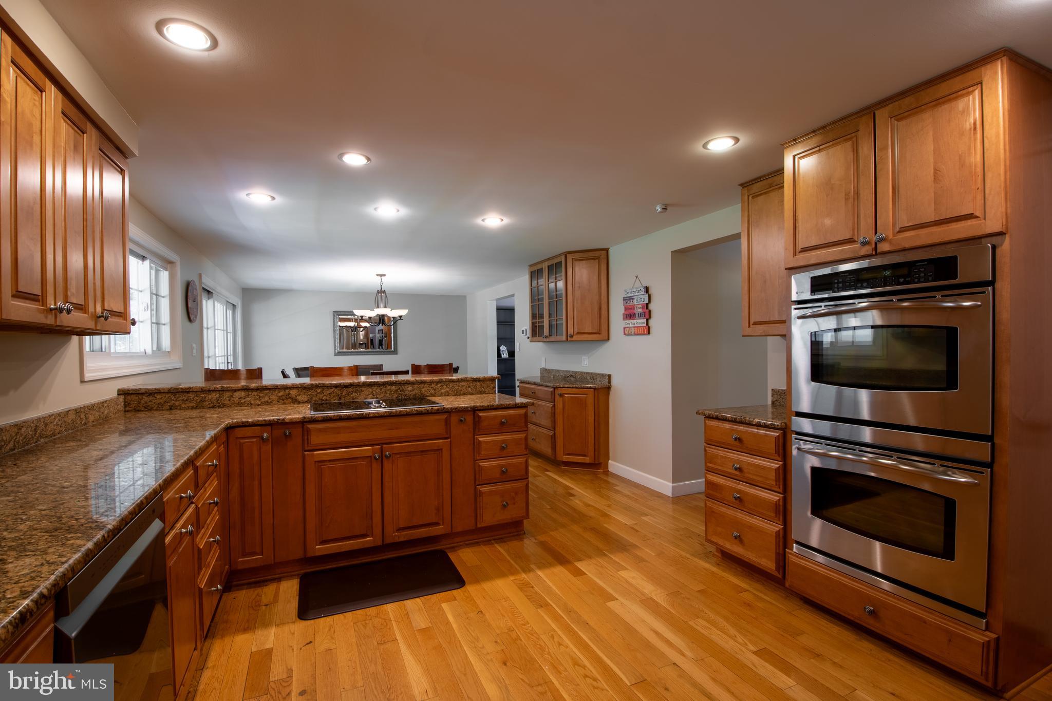 303 W RIDING DRIVE