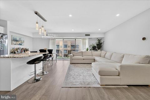 Condo For Sale - 8930 Krewstown Road #310<br/> PHILADELPHIA, PA 19115