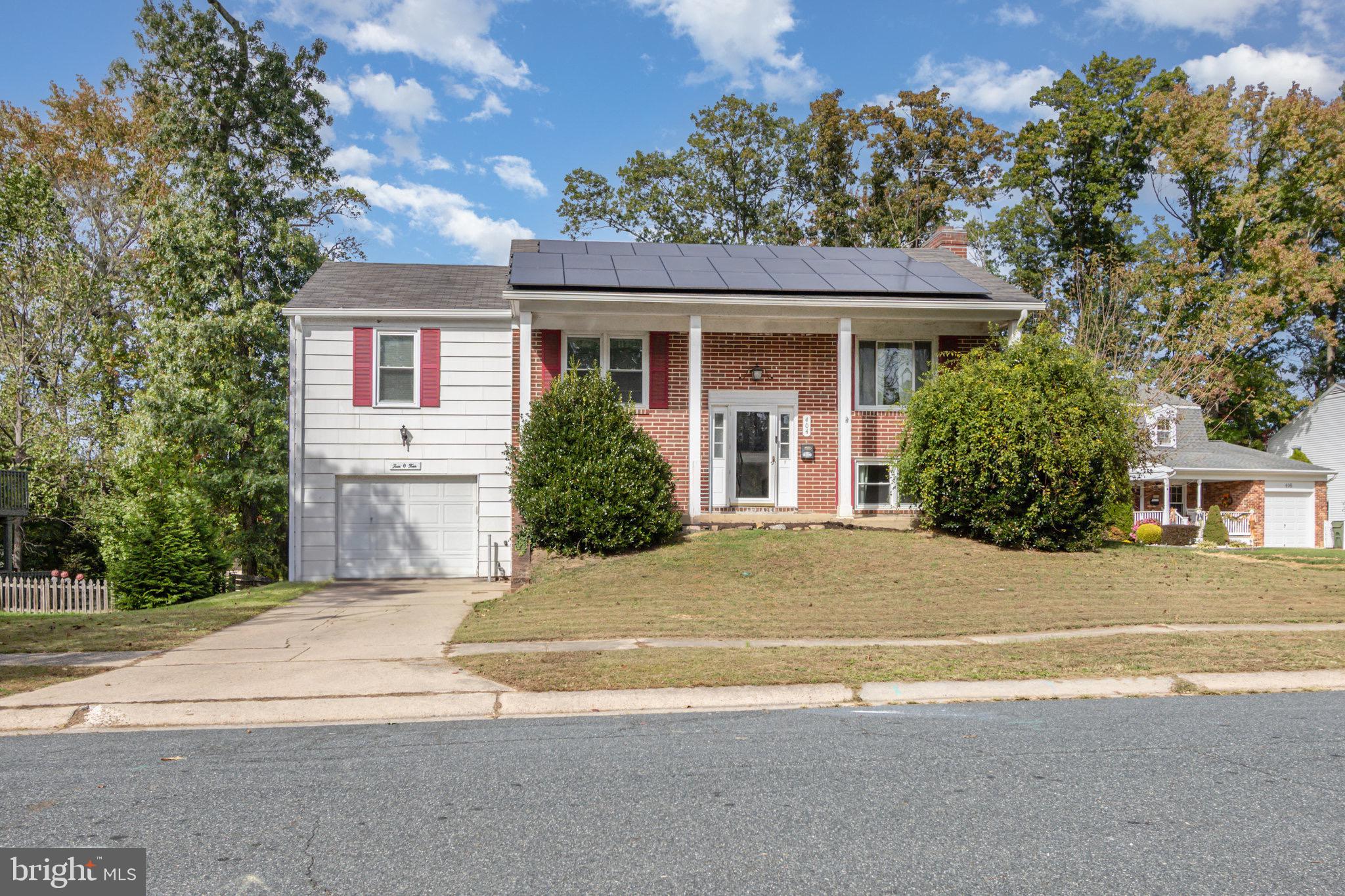 404 DUNFIELD COURT