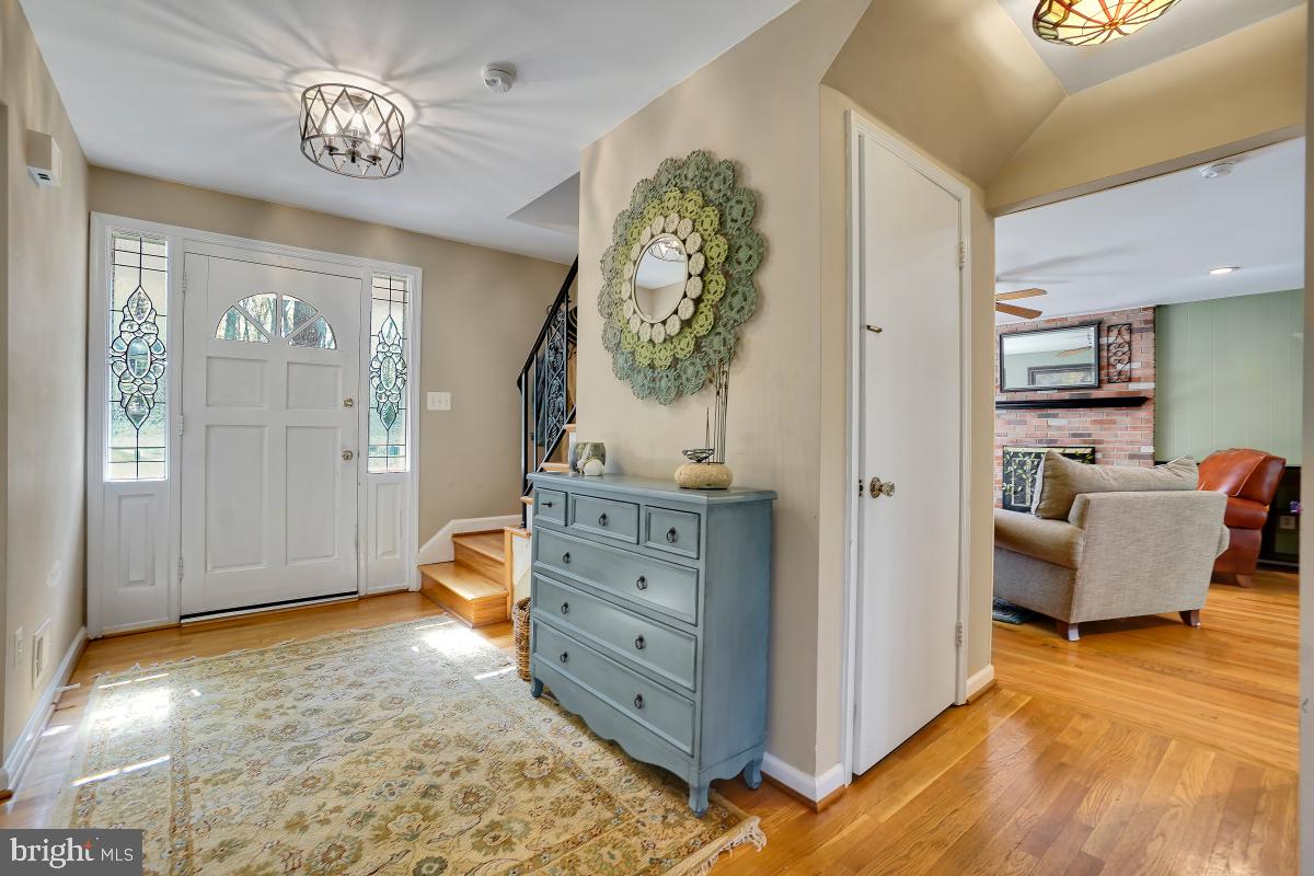 RESTON - Residential