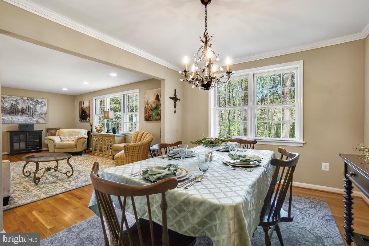 RESTON - Residential