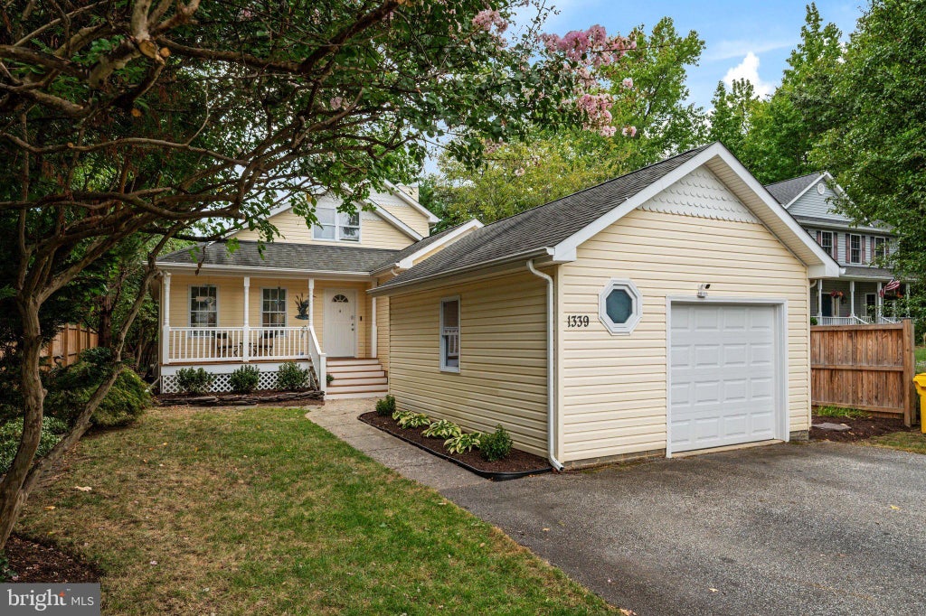 Photo of 1339 Fishing Creek Road, ANNAPOLIS, MD 21403 (MLS # MDAA2156688)