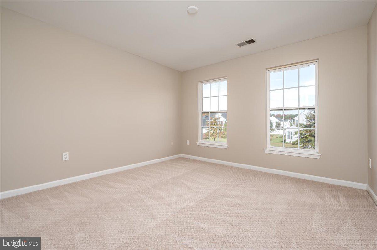 SHAMROCK MANOR - Residential