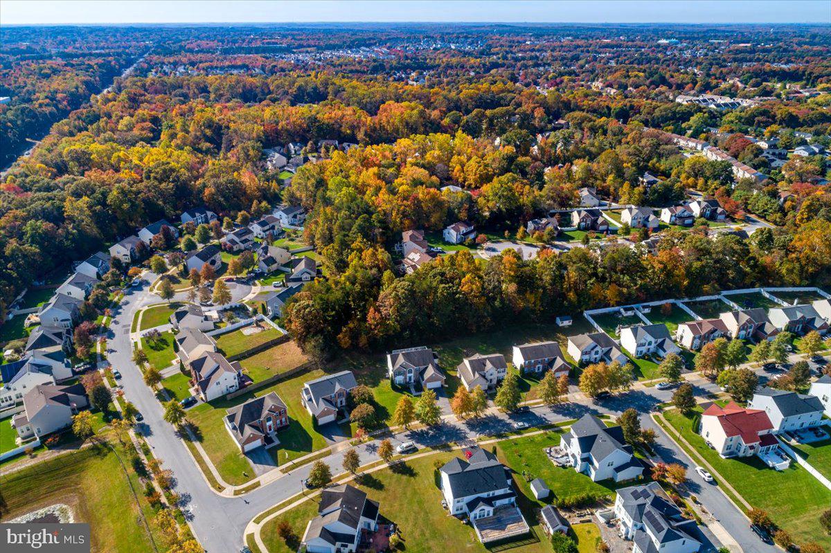 SHAMROCK MANOR - Residential