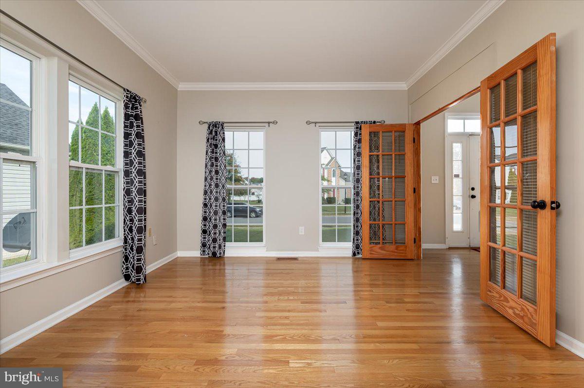 SHAMROCK MANOR - Residential