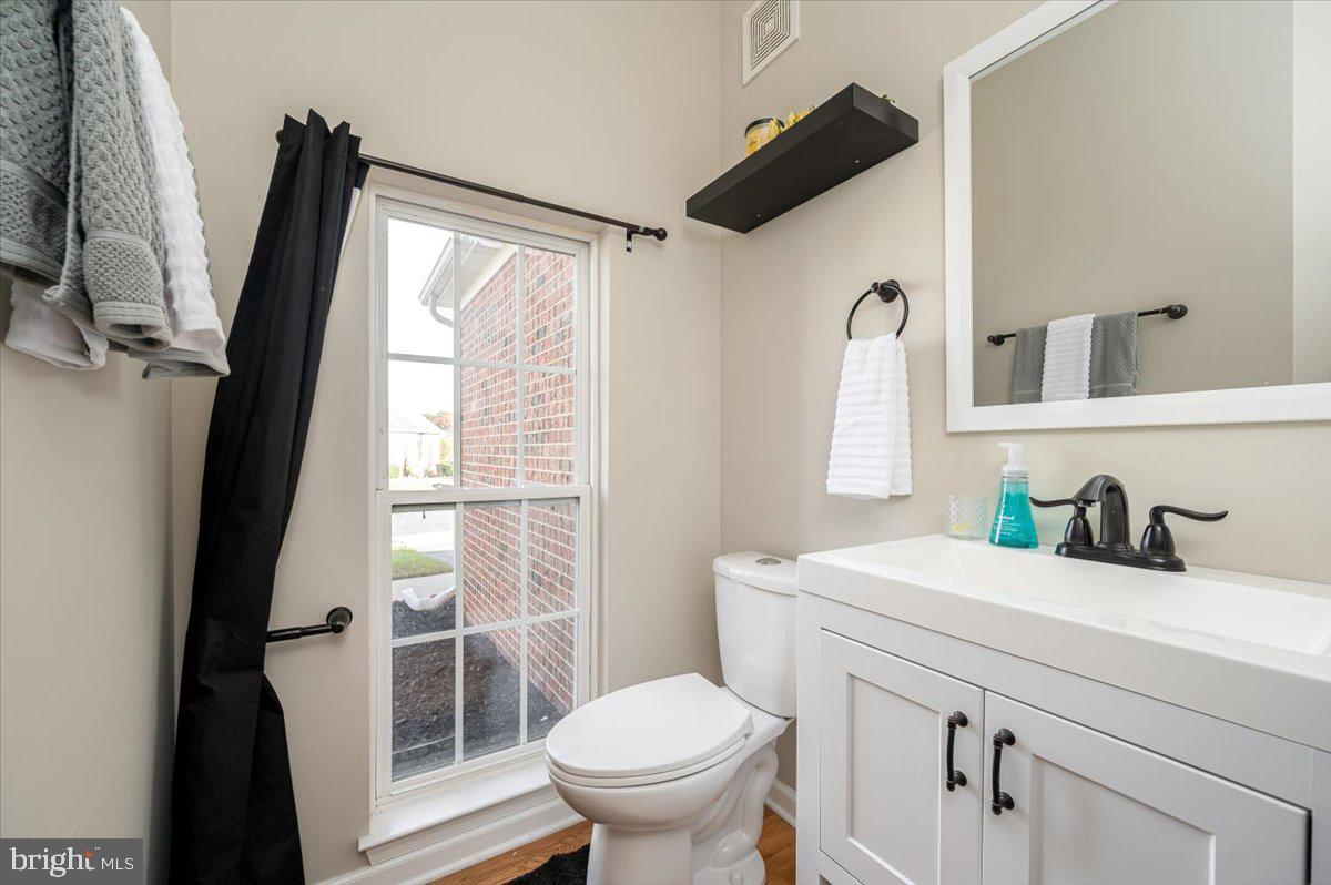 SHAMROCK MANOR - Residential