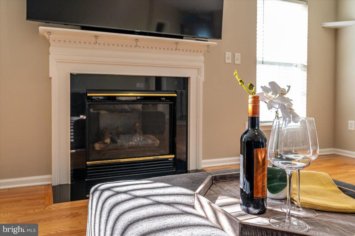 SHAMROCK MANOR - Residential