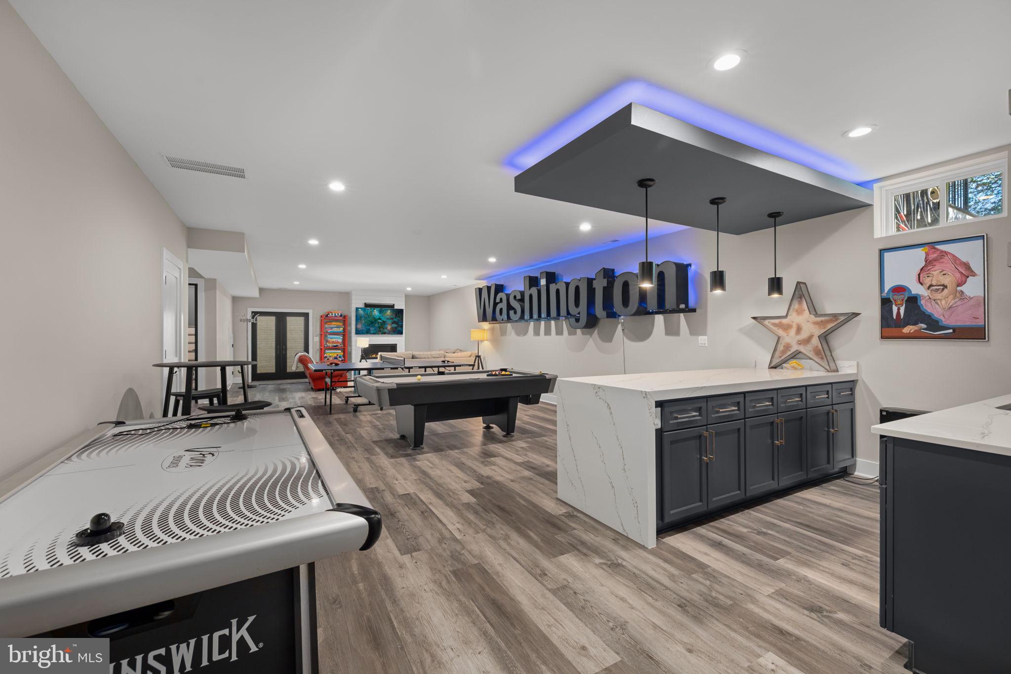 SOUTHRIDGE - Residential