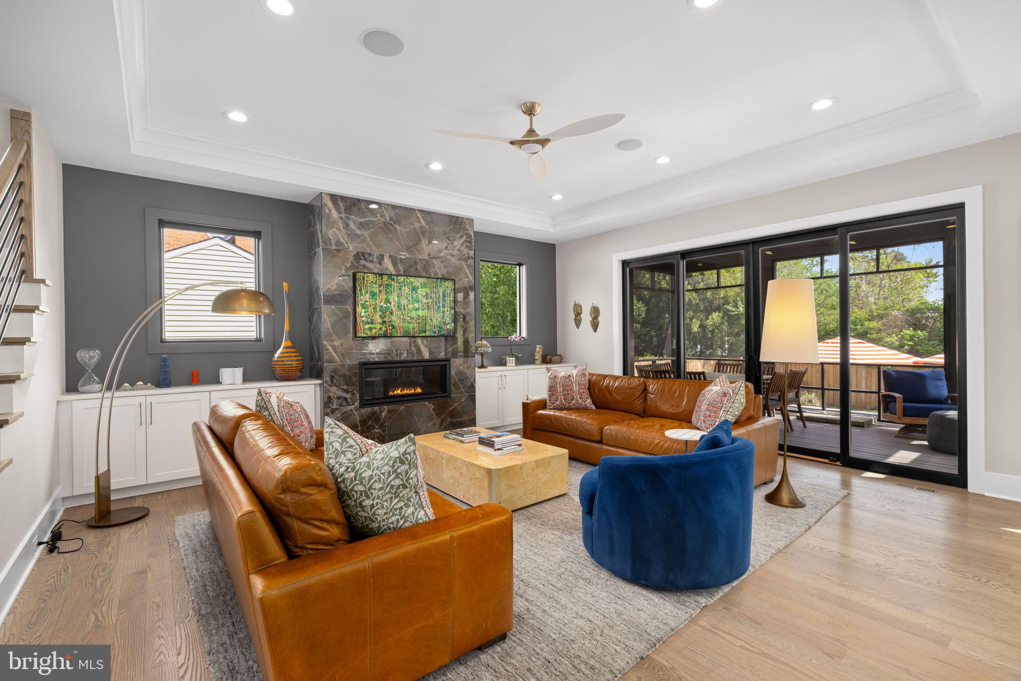 SOUTHRIDGE - Residential