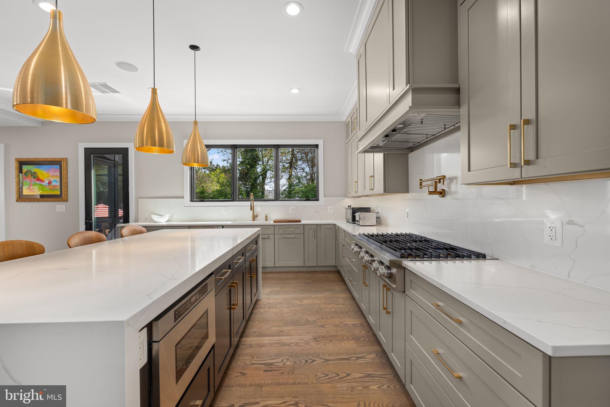 SOUTHRIDGE - Residential