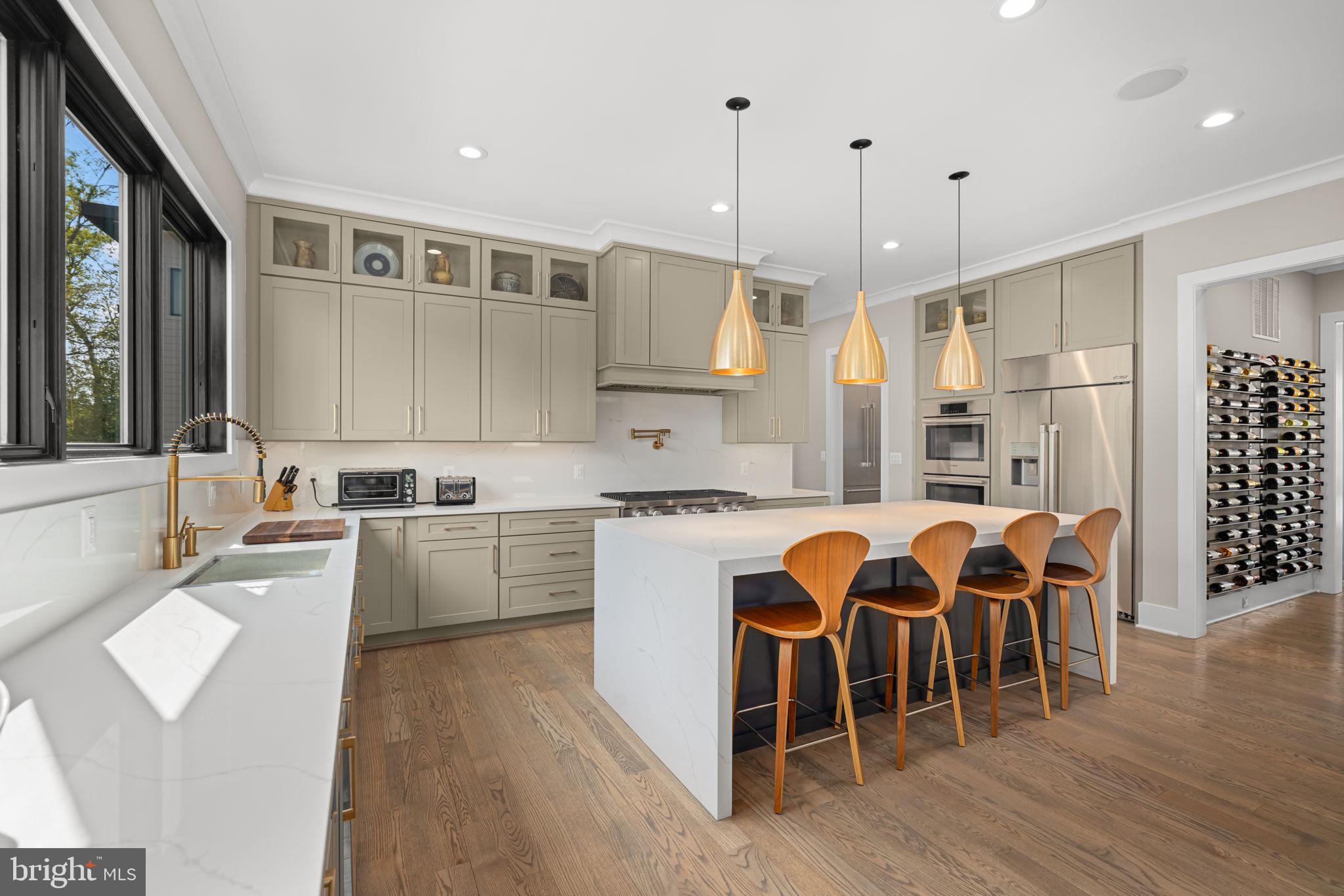 SOUTHRIDGE - Residential