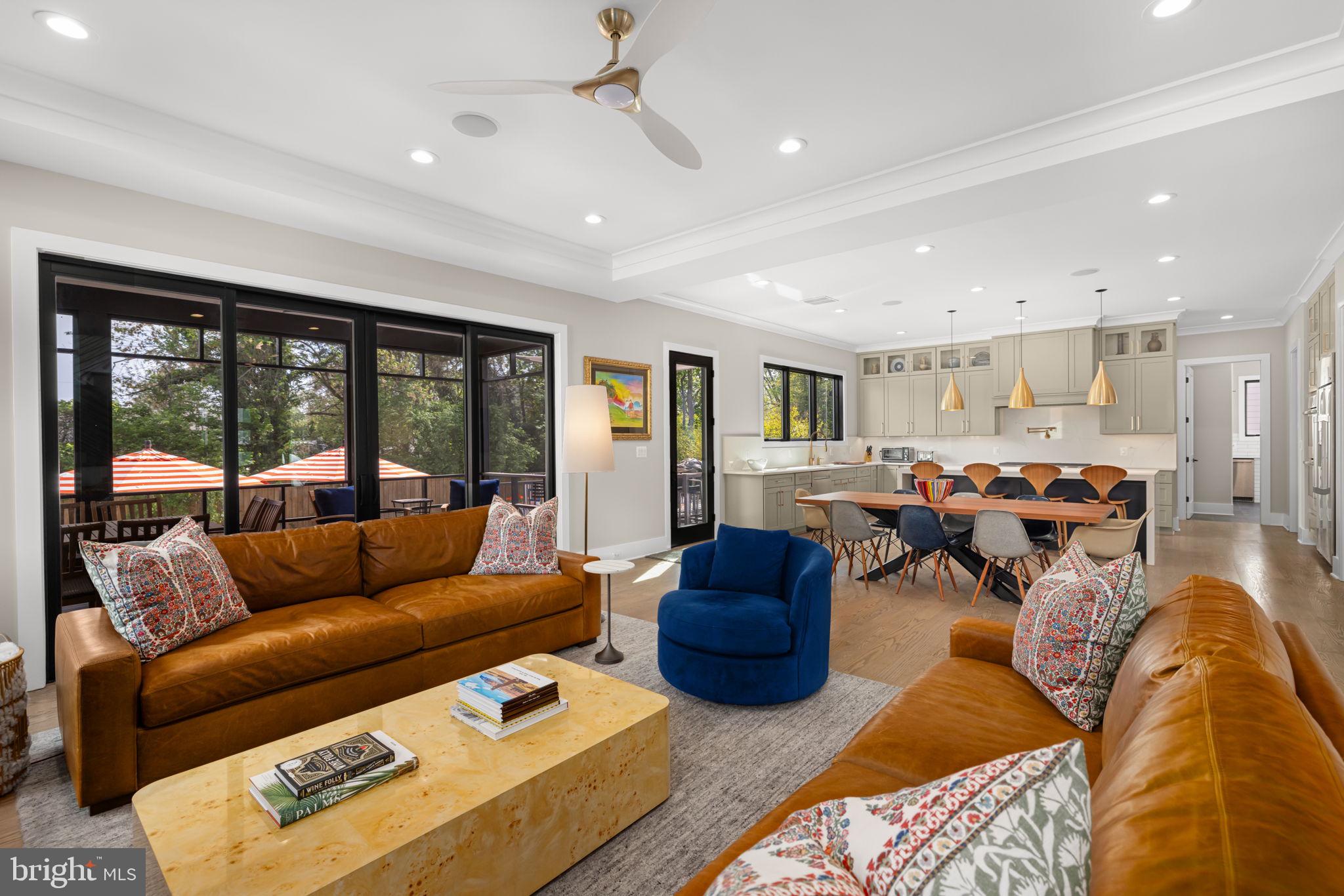 SOUTHRIDGE - Residential