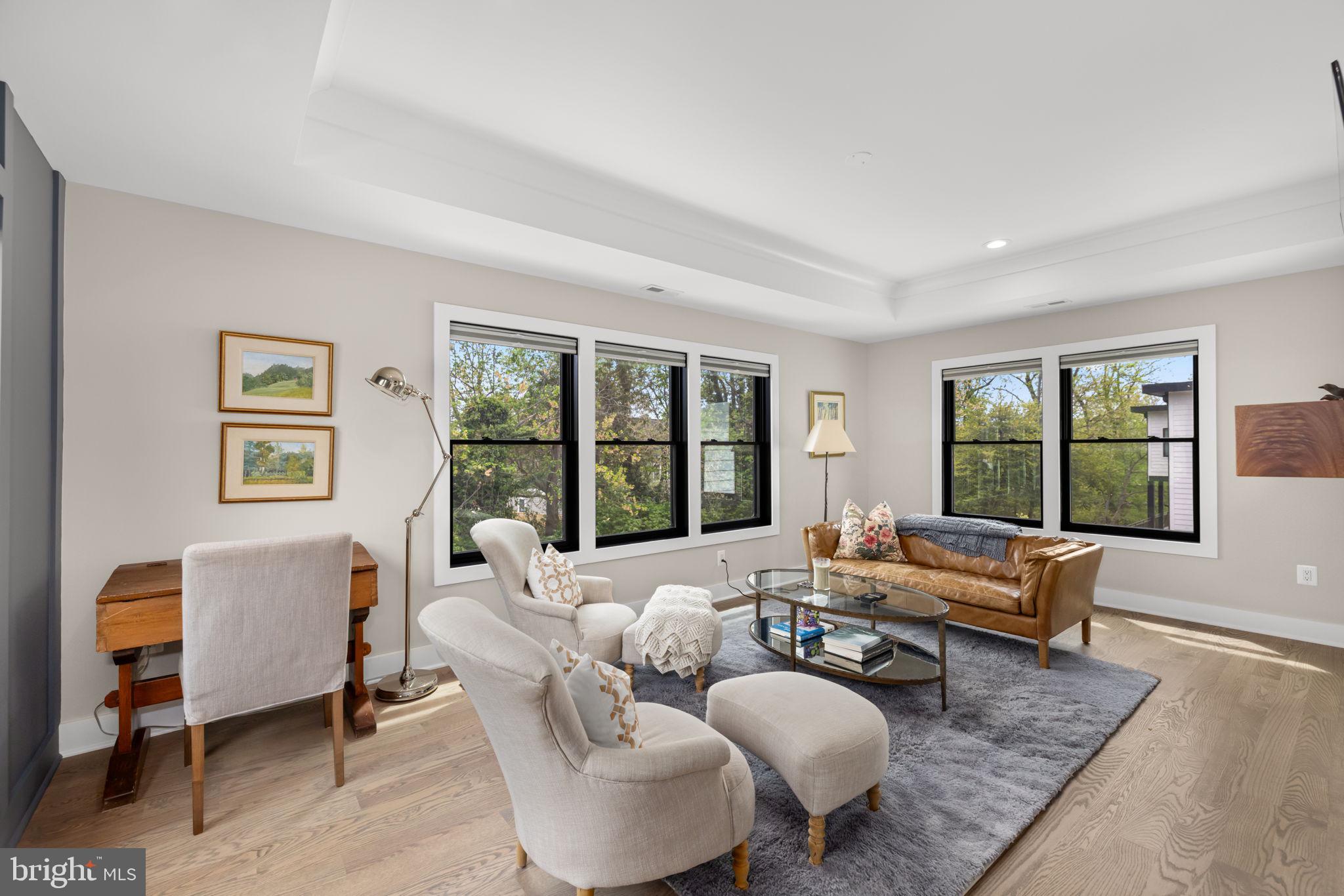 SOUTHRIDGE - Residential