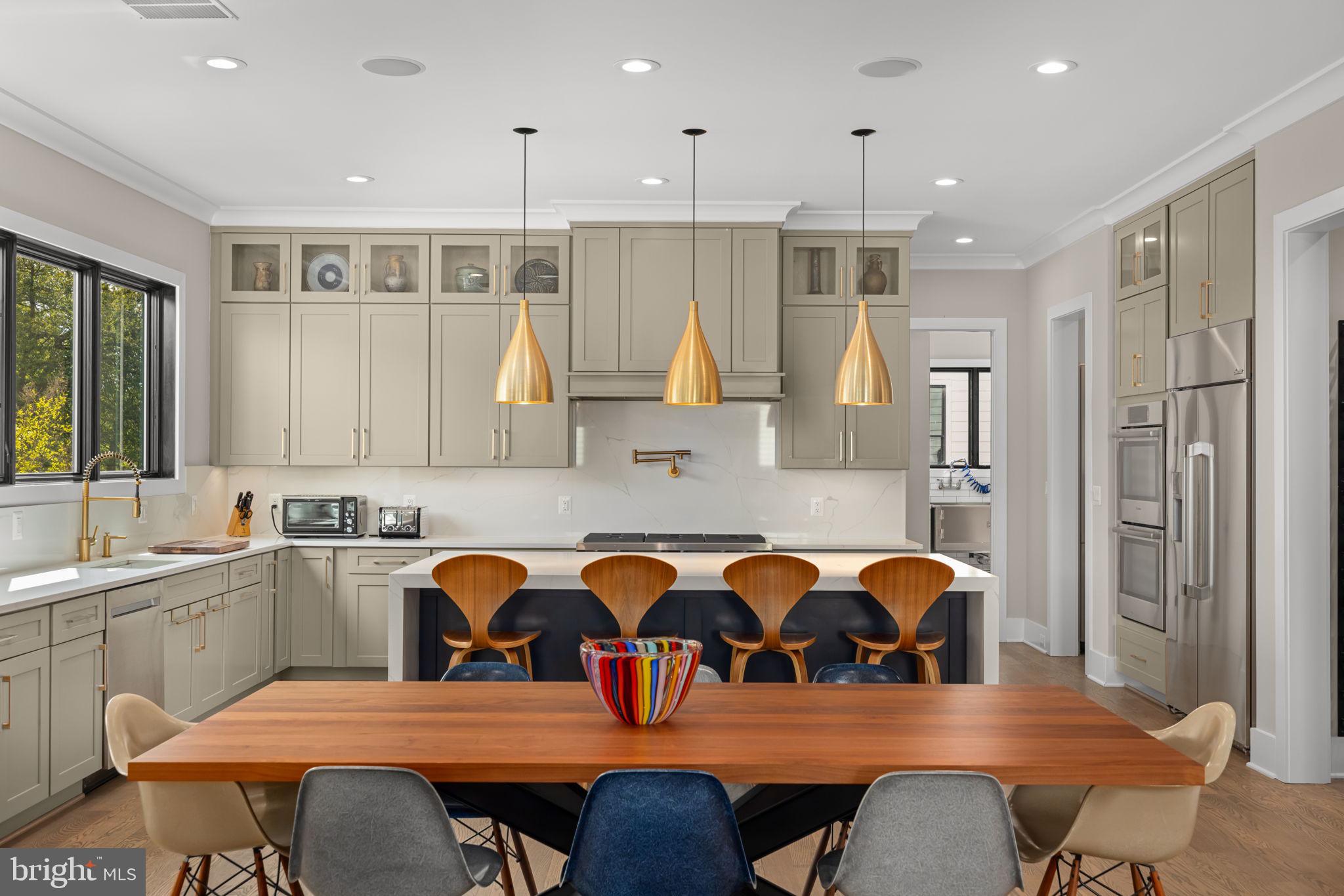 SOUTHRIDGE - Residential
