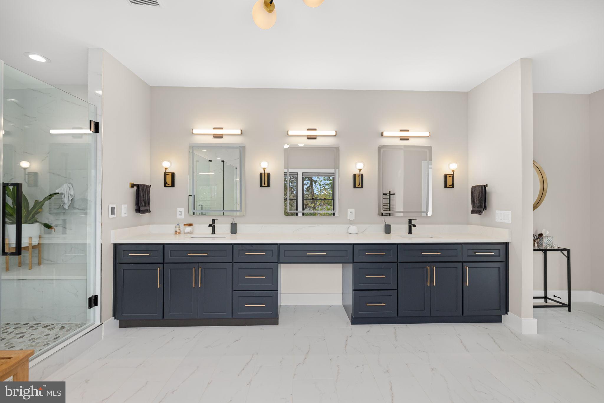 SOUTHRIDGE - Residential