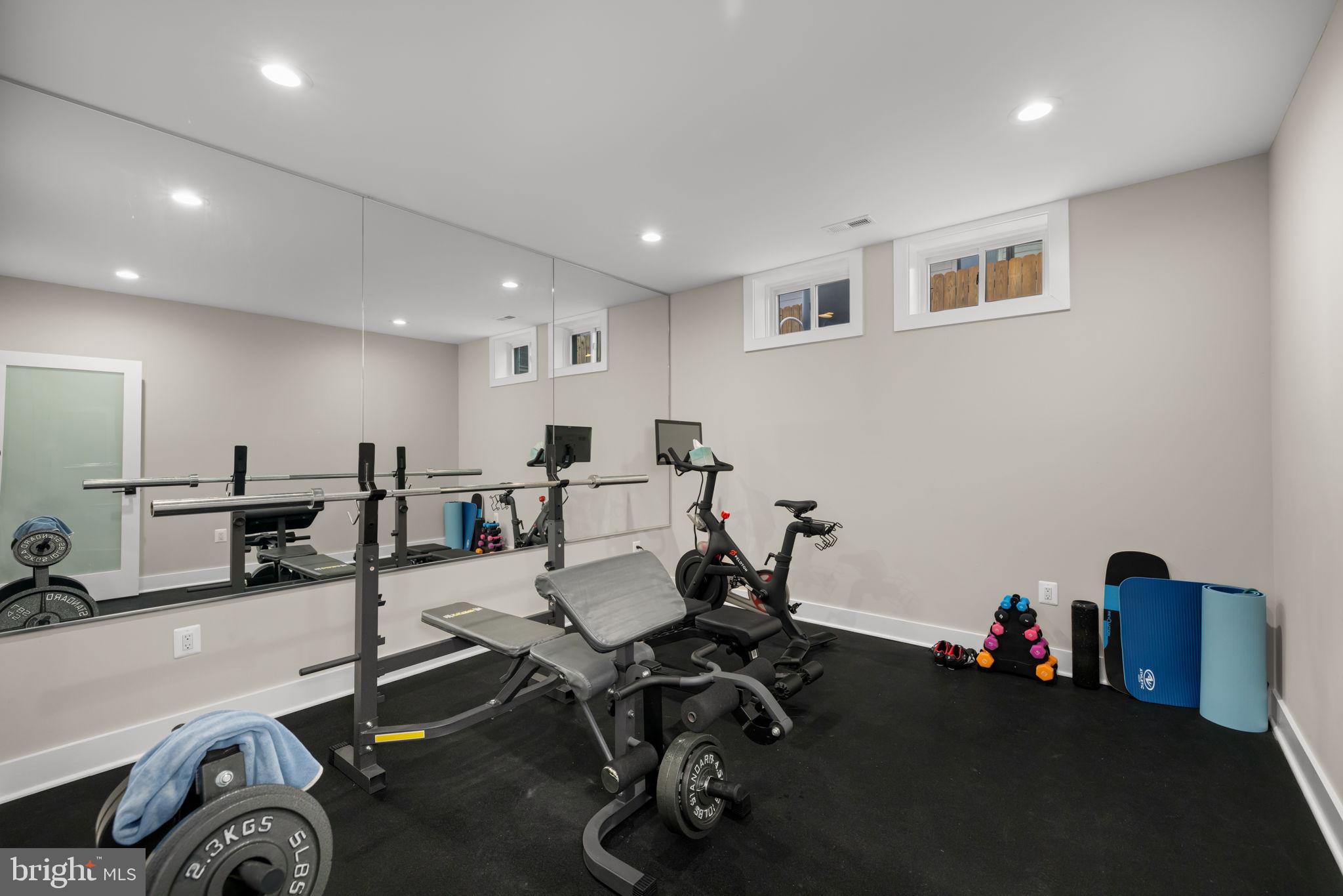 SOUTHRIDGE - Residential