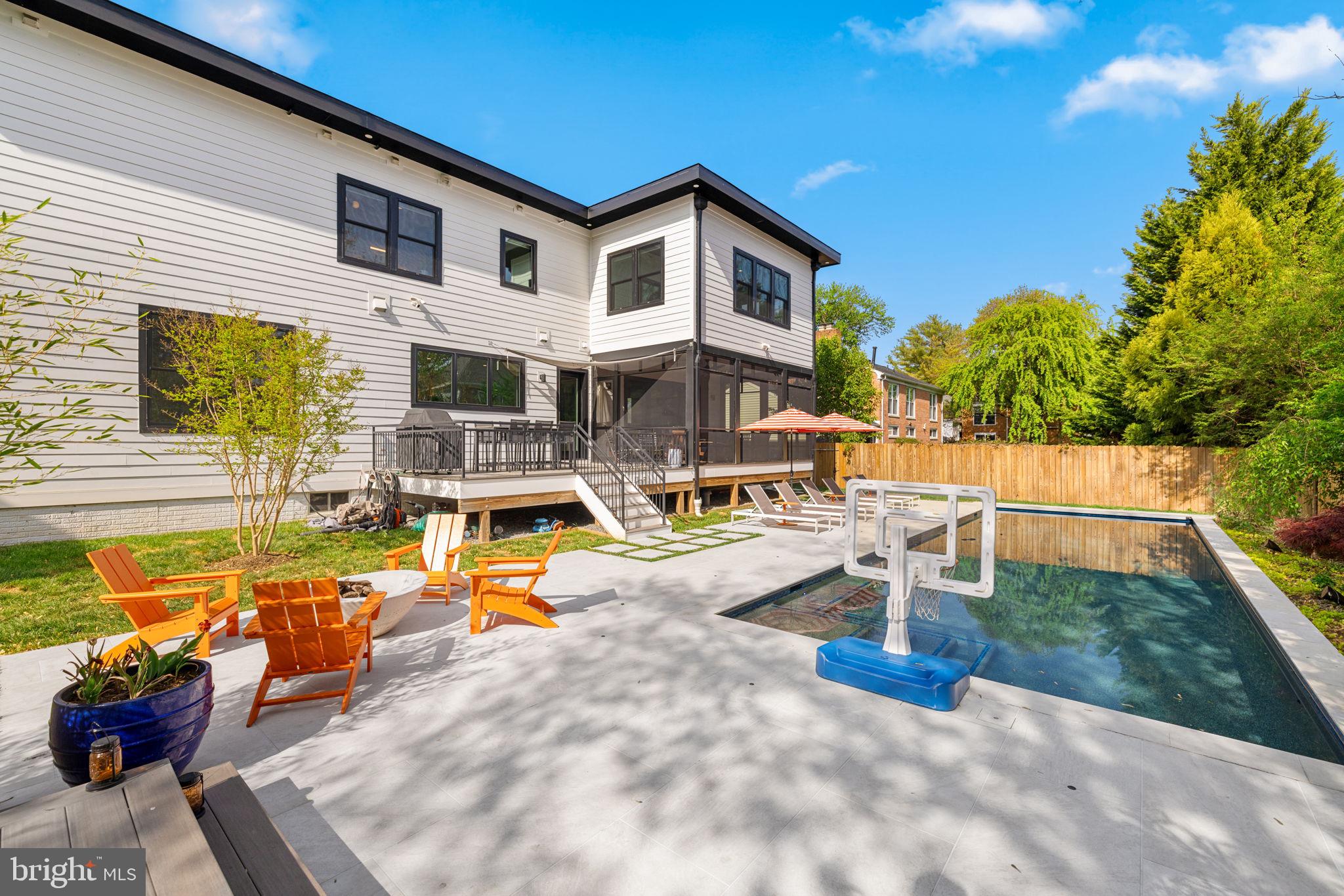 SOUTHRIDGE - Residential