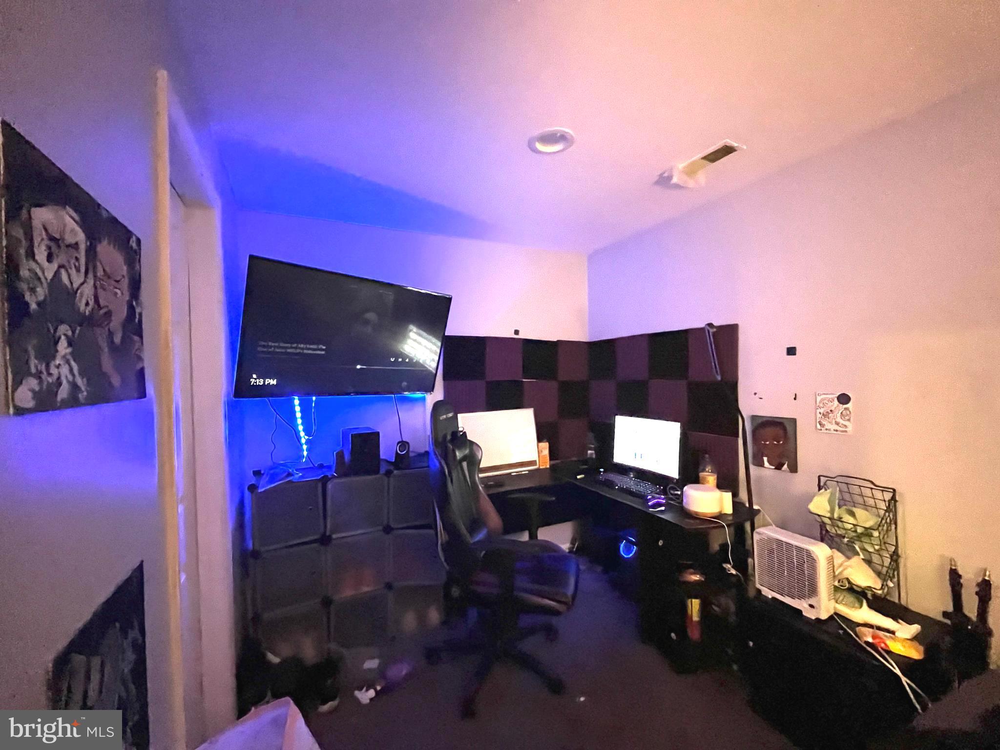 FAIRLAND - Residential