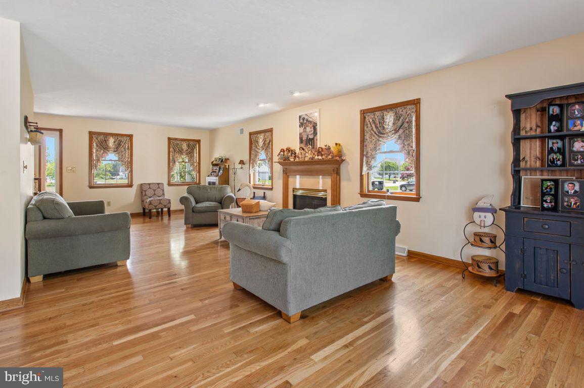 148 S ALLWOOD DRIVE