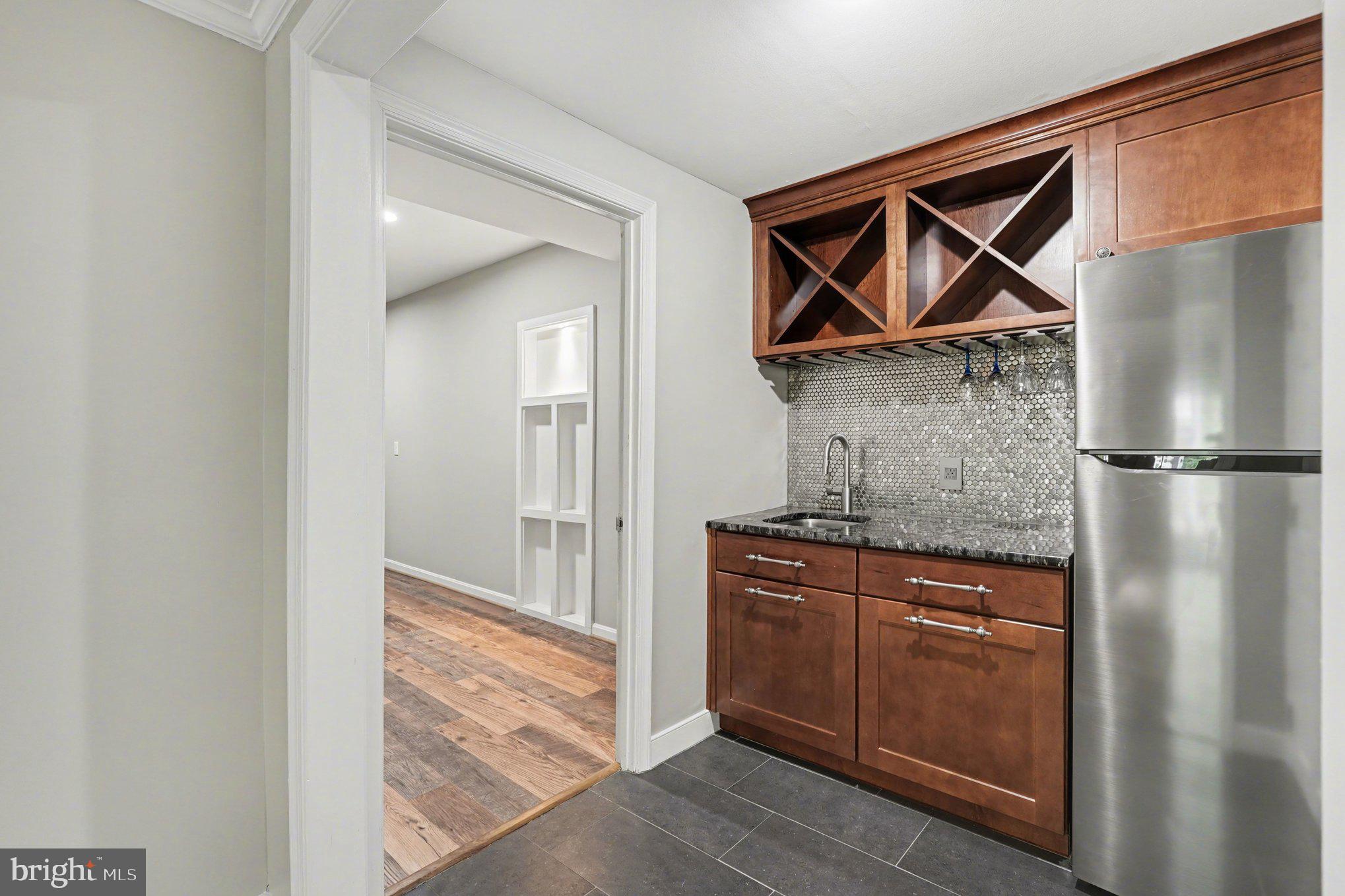 RIVER BLUFFS - Residential